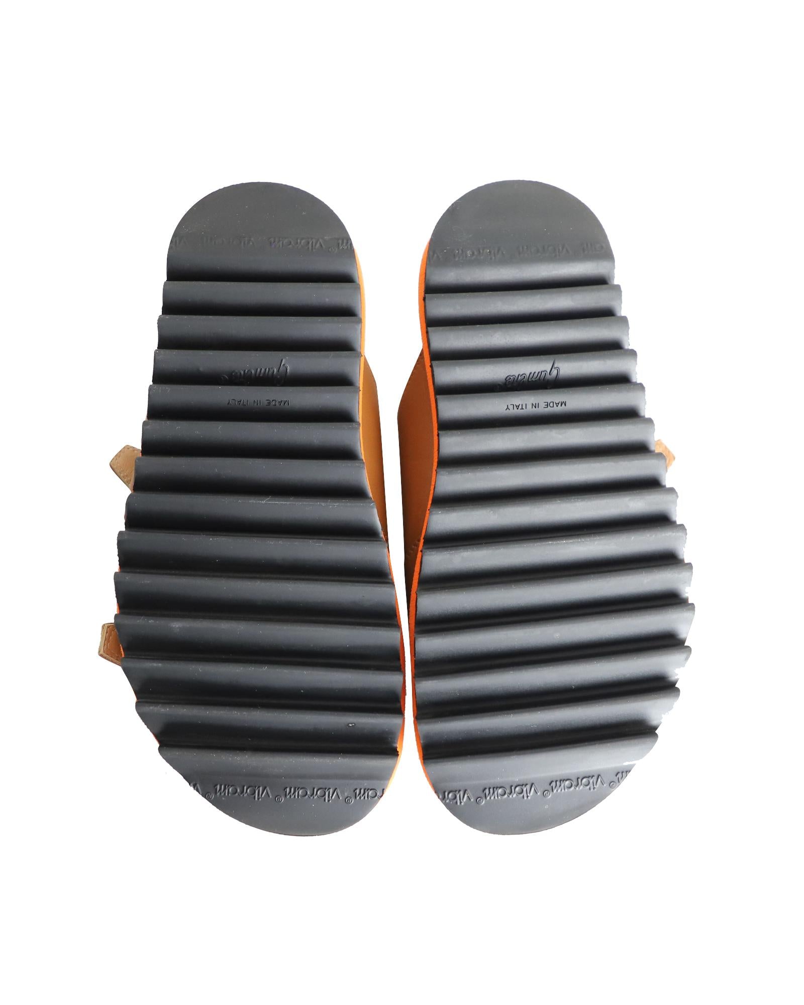 Comfortable Tan Leather Buckled Slides - Perfect for Casual Wear, Beach Outings, and Summer Relaxation