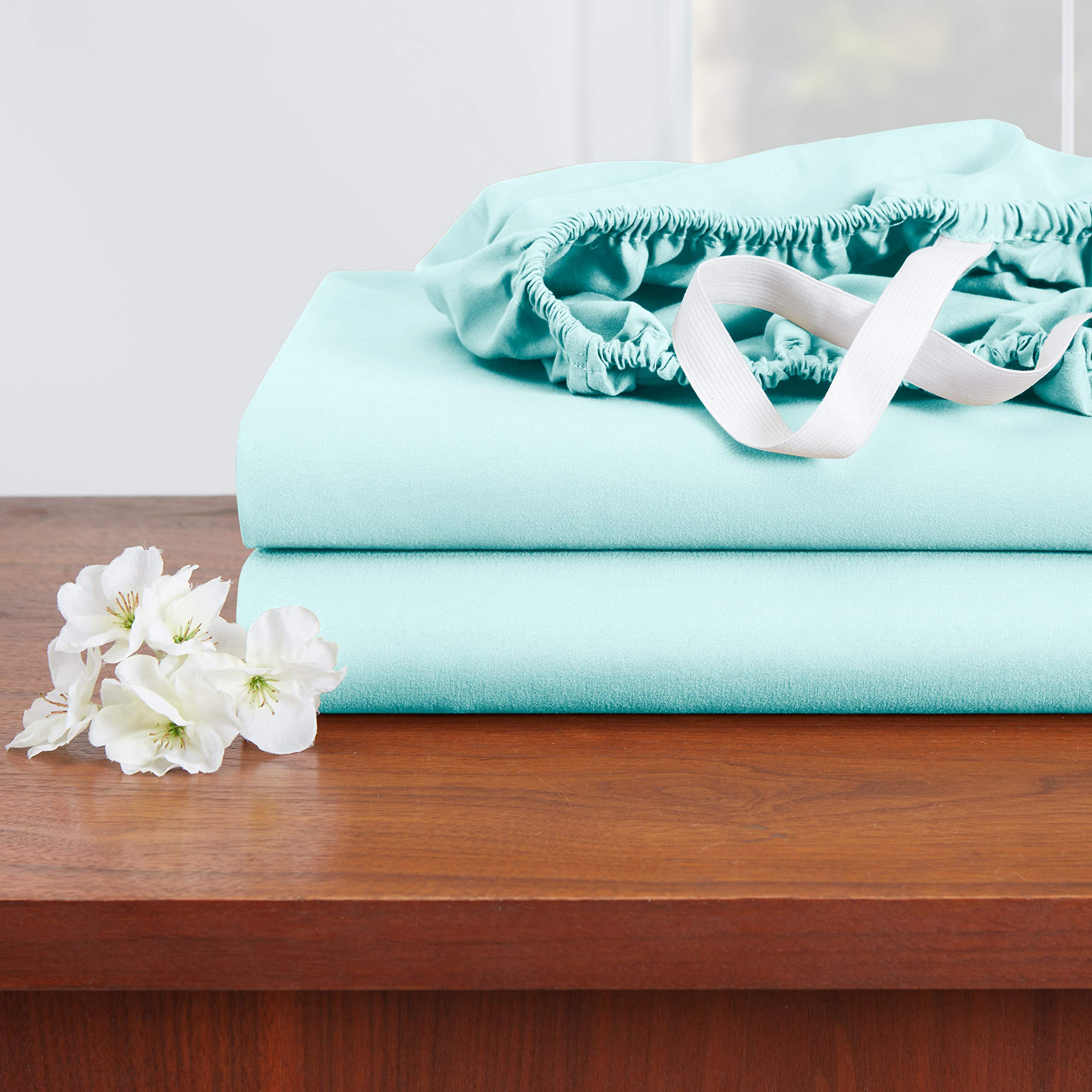 Empyrean Twin Sheets Set - 3 Piece Super Soft Microfiber Bedding - Breathable Double Brushed Hotel Luxury Light Blue Twin Size Sheets with Deep Pockets & Elastic Corners - Perfect for Guest Rooms, Dorms, Kids' Bedrooms & Cozy Sleep