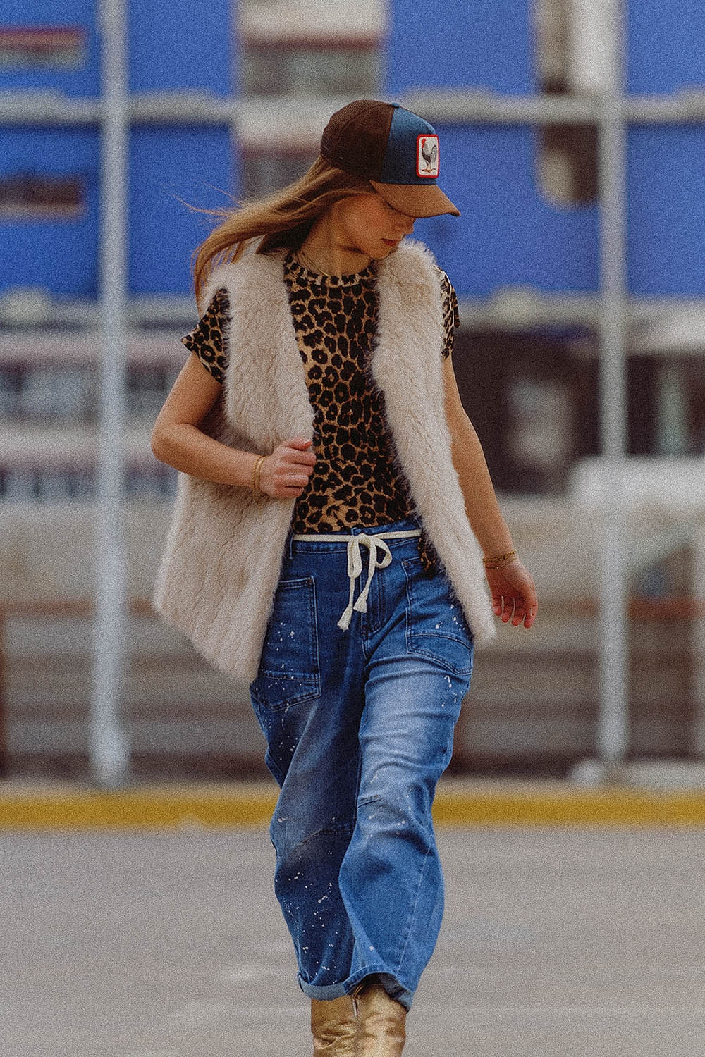 Luxury Beige Fur Vest for Women - Soft & Elegant Winter Fashion - Perfect for Parties, Weddings & Cold Weather Outfits