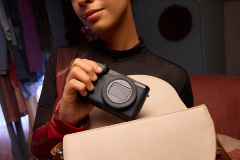 Canon PowerShot V1 Digital Camera - 20.1MP, 4K Video, WiFi & Bluetooth - Compact Travel Camera for Vlogging, Photography & Outdoor Adventures