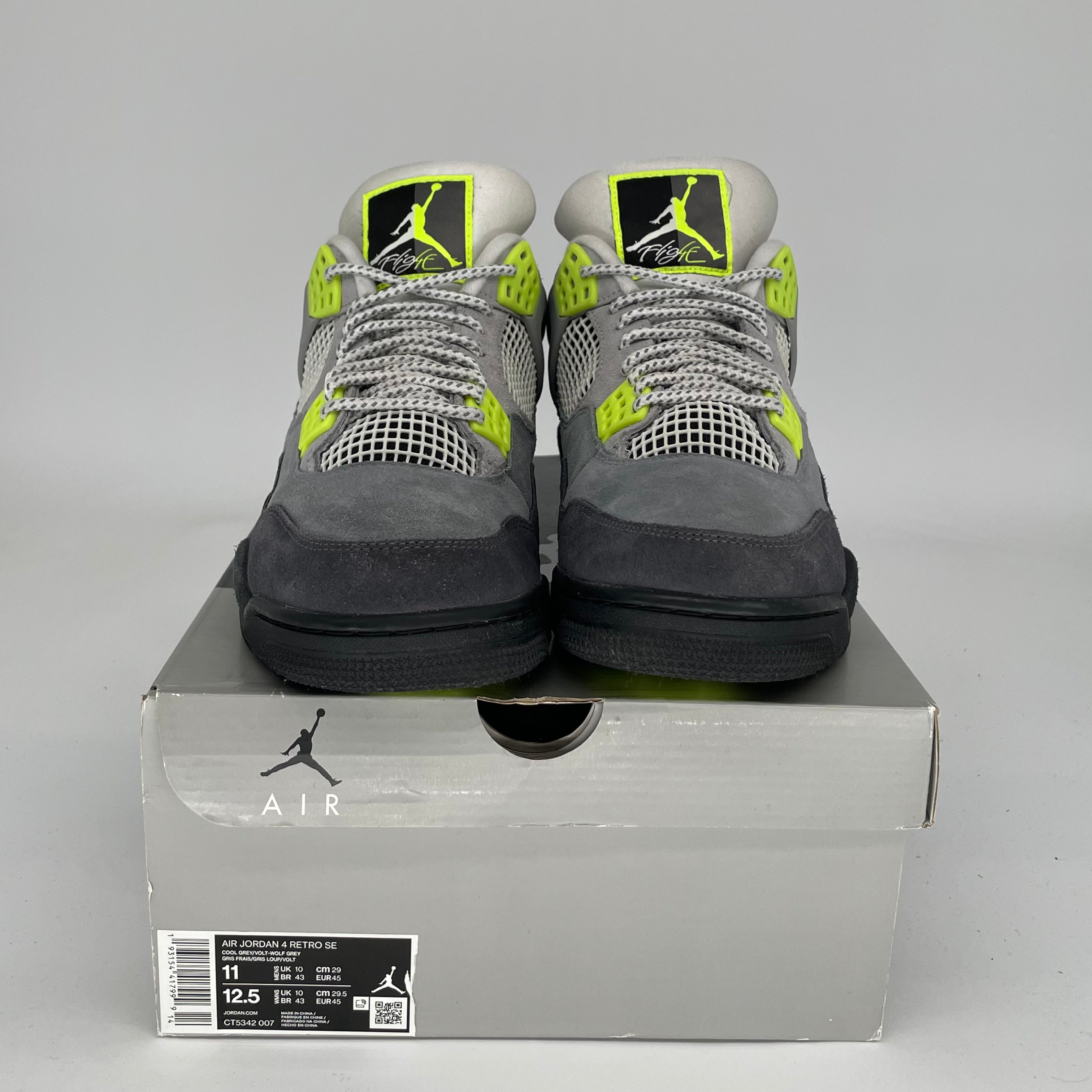 AIR JORDAN 4 Retro 