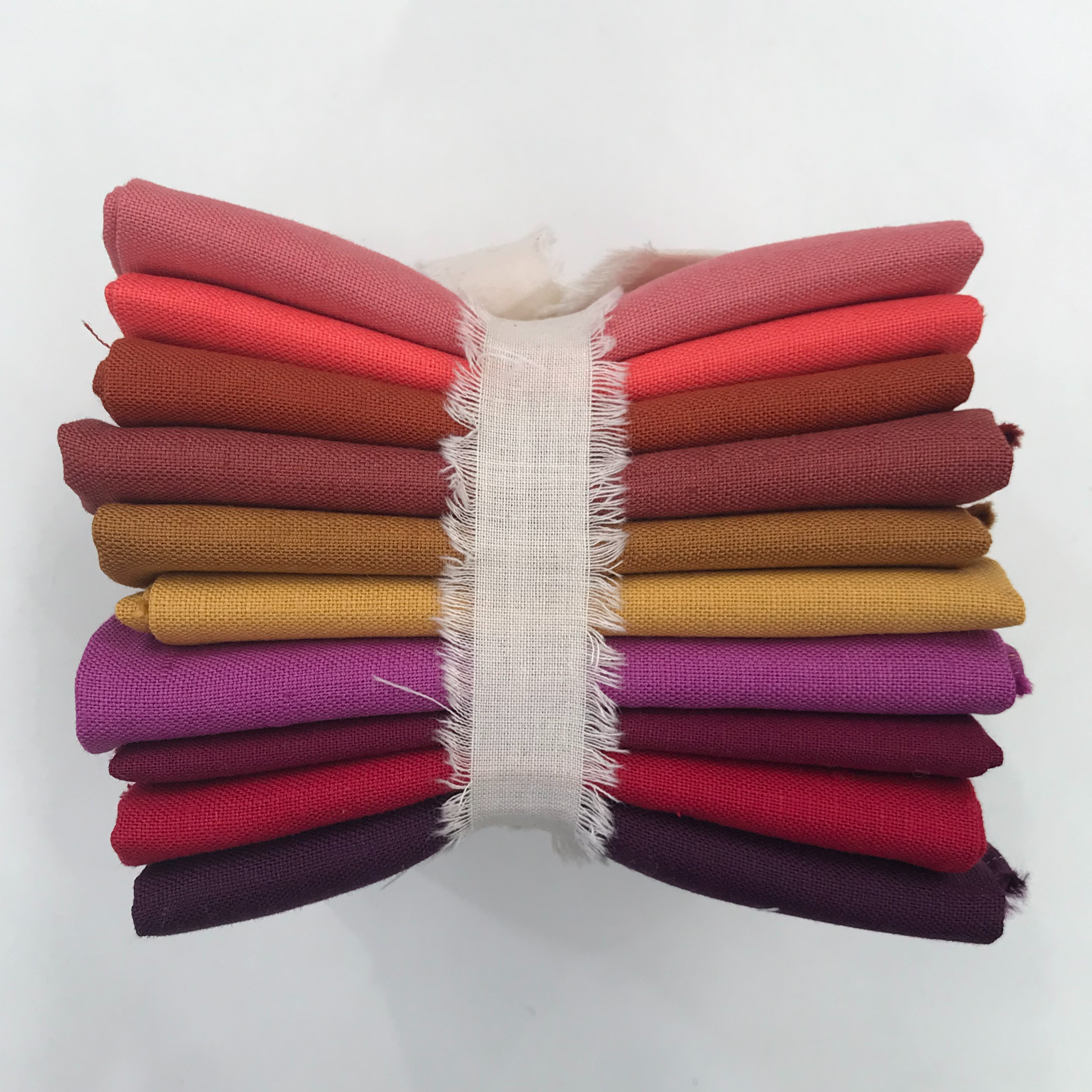 Premium Linen Fat Quarter Bundles - 100% Natural Fabric for Quilting, Sewing & DIY Crafts - Perfect for Home Decor, Patchwork & Scrapbooking Projects