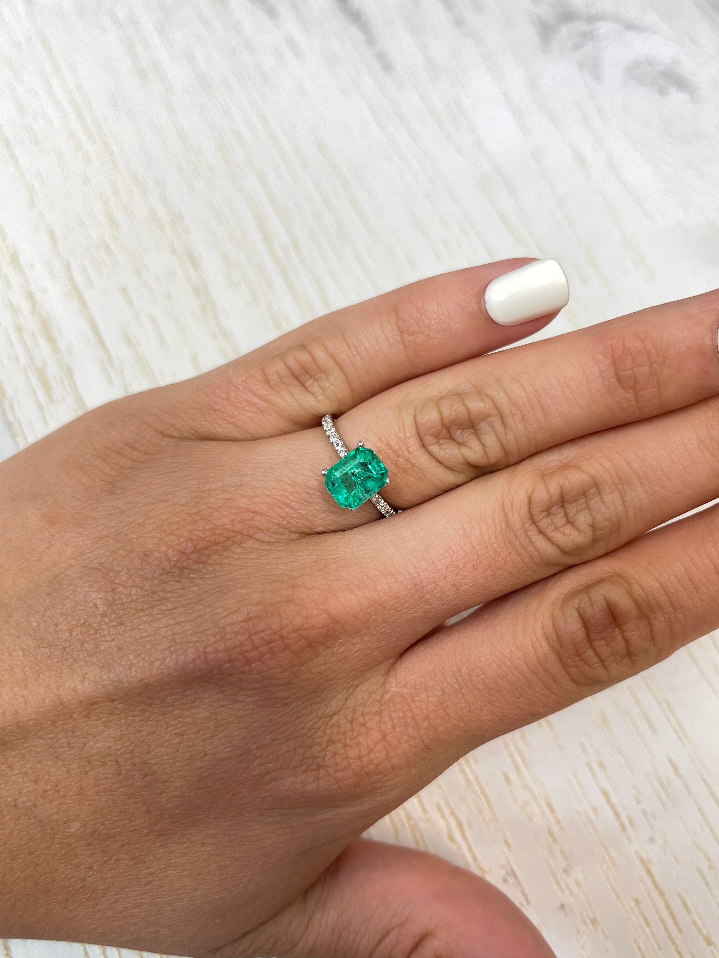 2.12 Carat 9x7mm Natural Colombian Emerald Loose Gemstone - Bluish Green with Freckles, Emerald Cut for Jewelry Making, Engagement Rings & Collector's Items