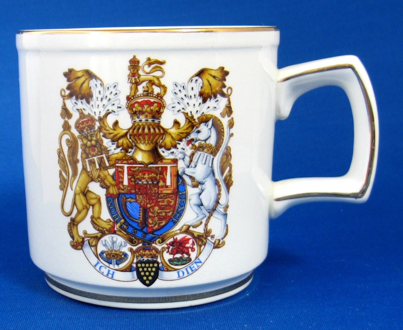 Royal Wedding Commemorative Mug - Prince Charles & Princess Diana 1981 Coat of Arms - Perfect for Collectors, Gift Giving & British Royalty Fans