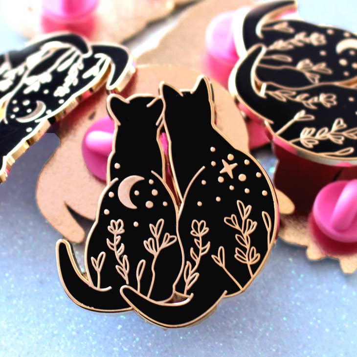 Black Cat Stargazing Enamel Pin - Cute Astronomy Cat Brooch for Backpacks, Jackets & Gifts | Space Lover Accessories