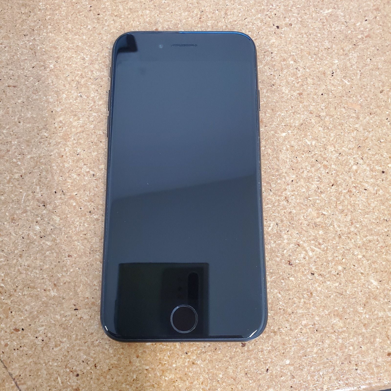 Apple iPhone SE (2020) 64GB Unlocked Smartphone - 4.7
