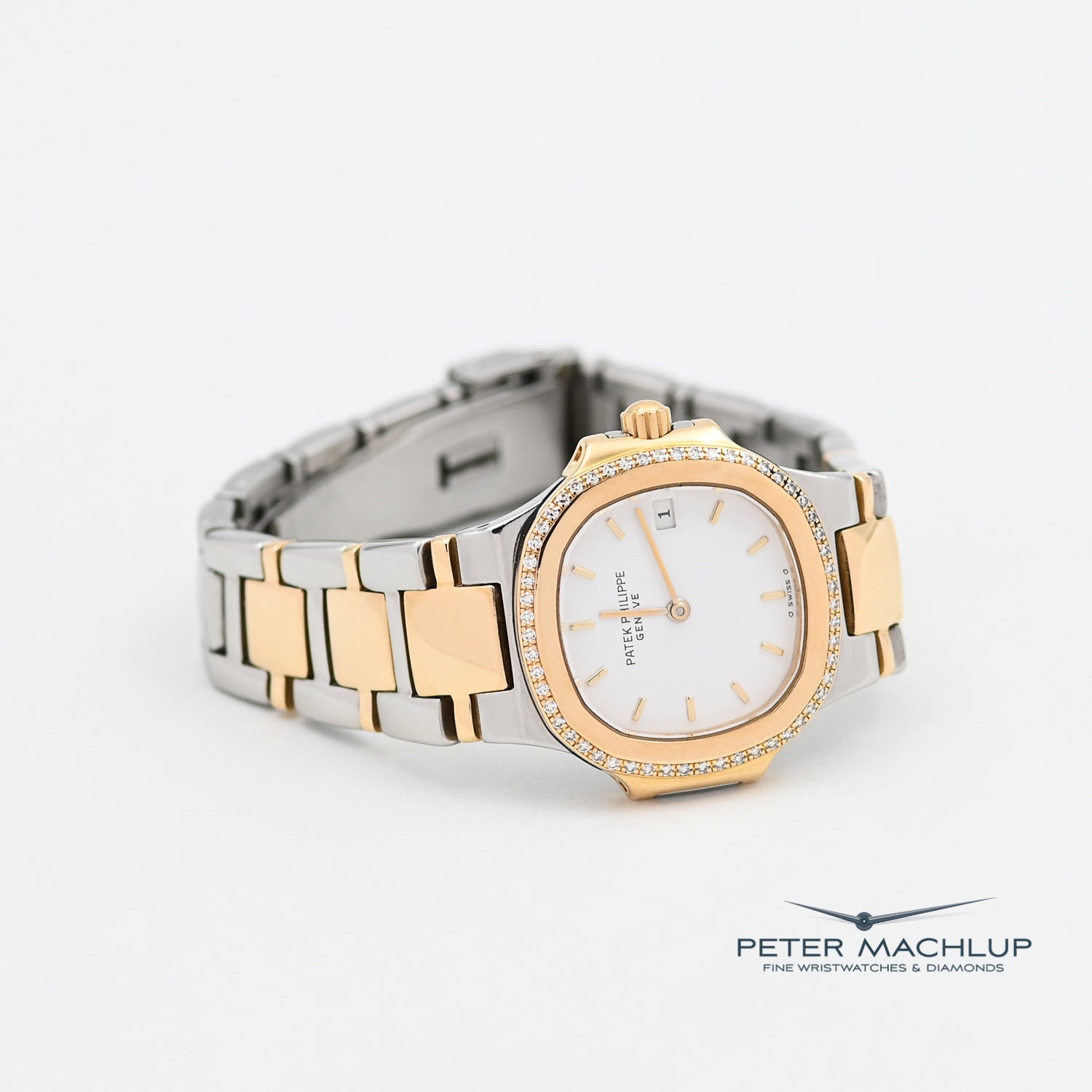 Luxury Patek Philippe Nautilus 26mm Diamond Ladies Watch 1994 - Perfect for Elegant Occasions & Collector's Item