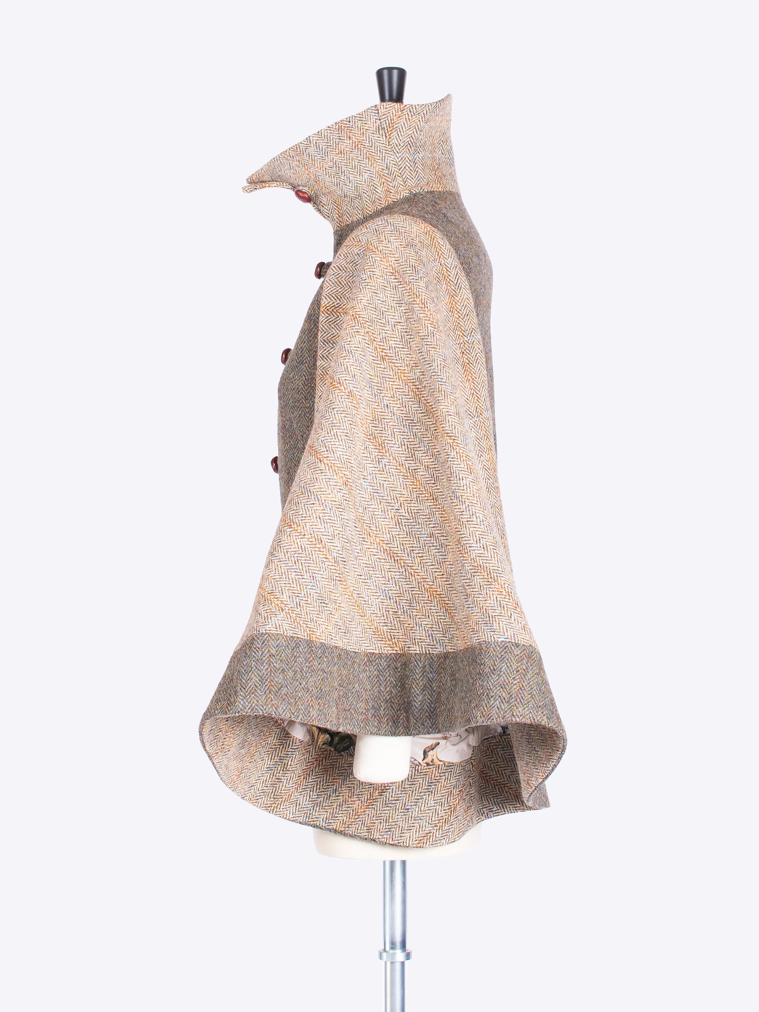 Stylish Cape Sleeve Jacket in Moss Green & Beige - Perfect for Fall Layering and Outdoor Adventures