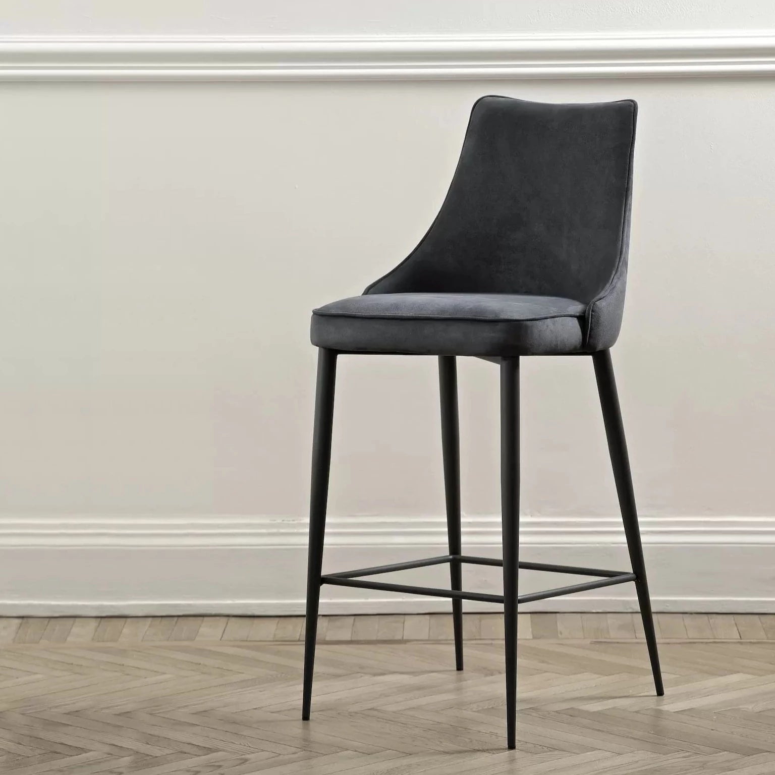 Bontempi Clara Footstool - Elegant Upholstered Ottoman with Storage, Perfect for Living Room, Bedroom & Nursery - Comfortable and Stylish Home Decor