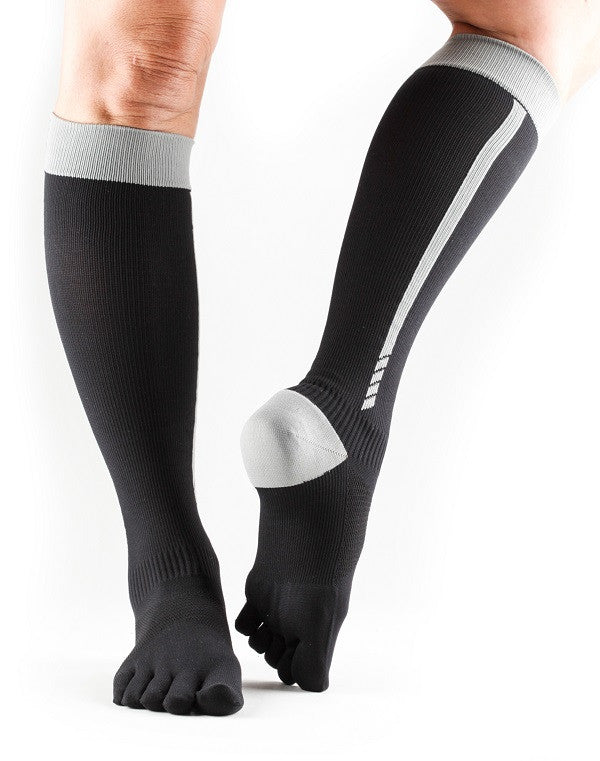 ToeSox Zoe Sports Socks - Non-Slip Yoga & Pilates Grip Socks for Women - Breathable Workout Socks for Barre, Dance & Fitness - Perfect for Yoga Studios, Home Workouts & Gym Sessions