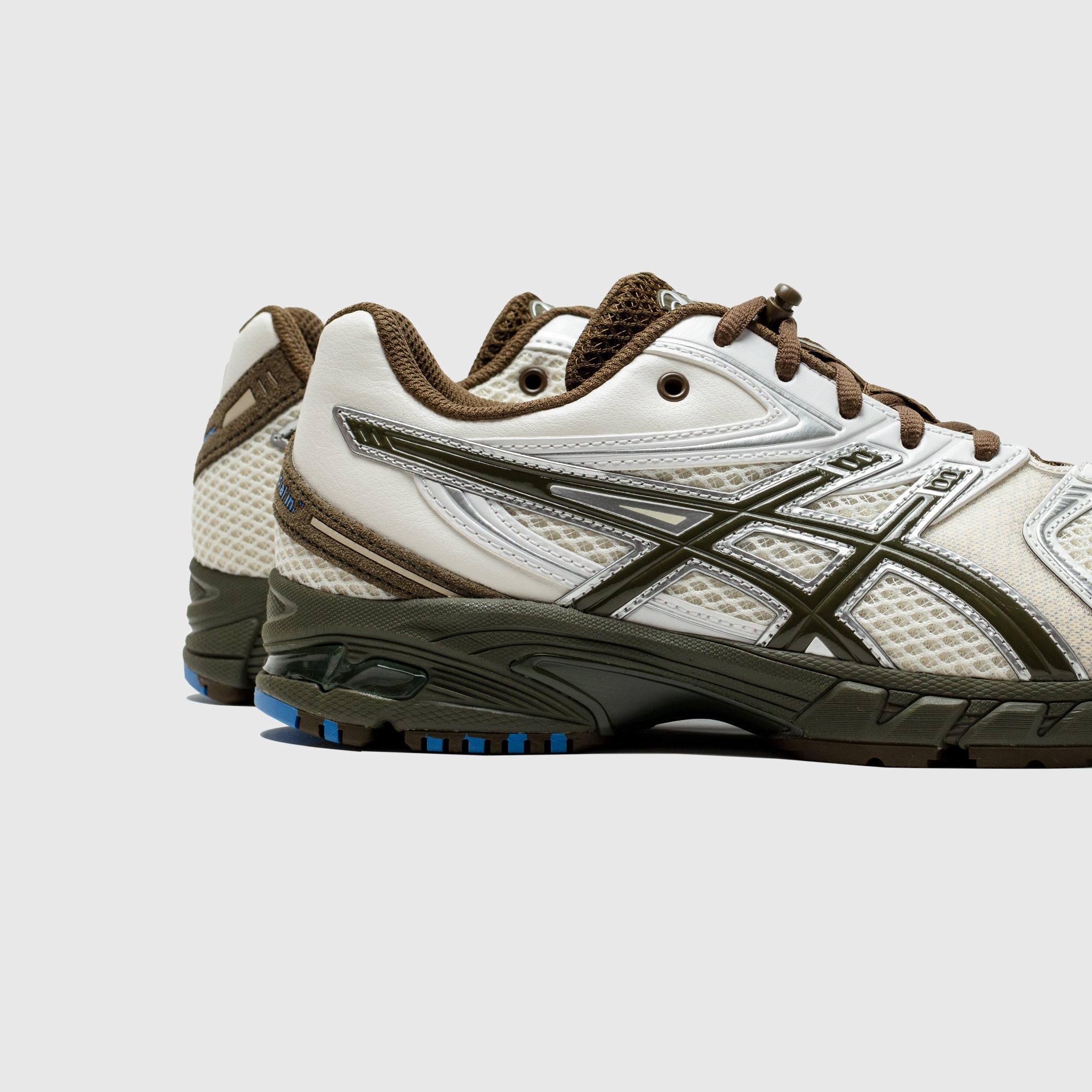 ASICS GEL-DS Trainer 14 Running Shoes - Lightweight & Cushioned for Marathon Training, Road Running & Gym Workouts | The Vacation Company Collaboration