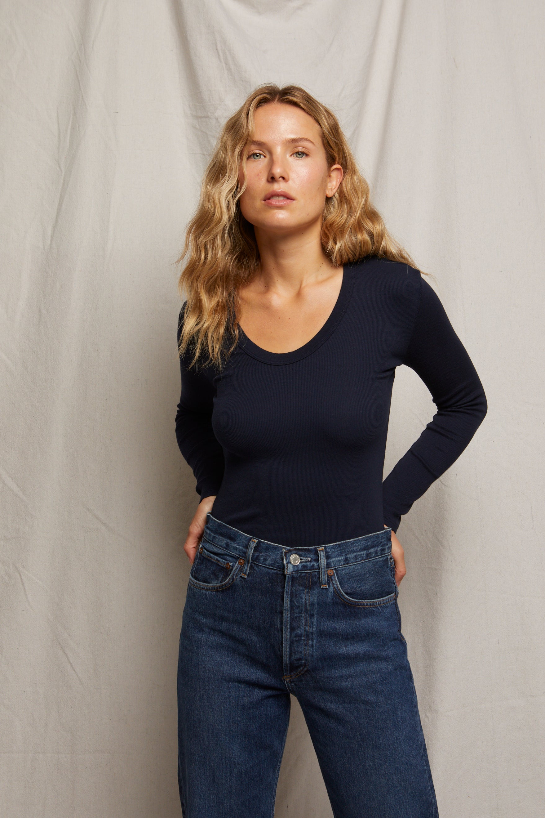 Robyn - High-Quality Fashion Apparel for Women | Trendy & Comfortable Outfits for Work, Casual & Party Wear