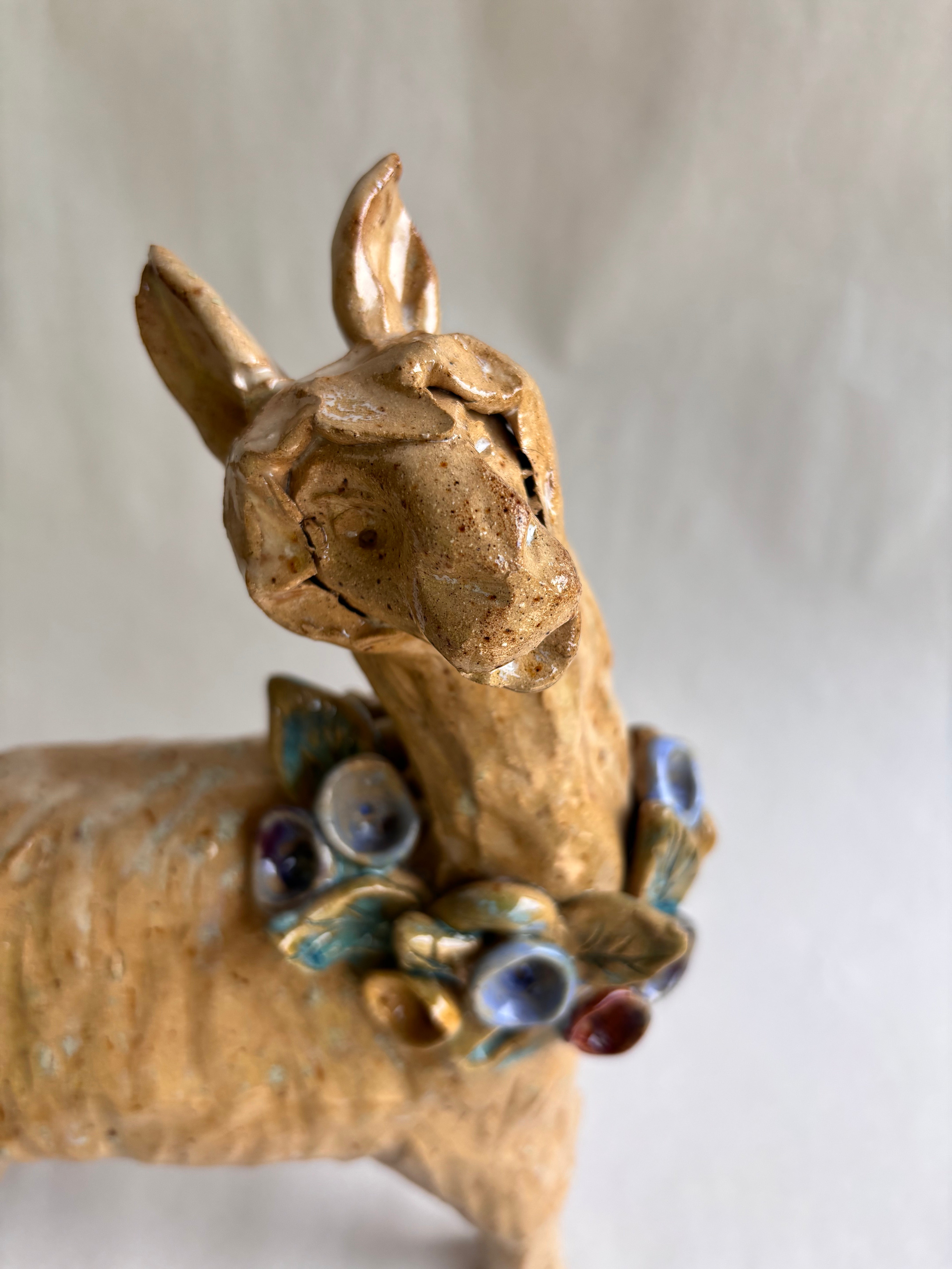 Crystal King Llama with Flowers 7x8 Inch - Perfect for Home Decor, Gifts, and Nursery Wall Art