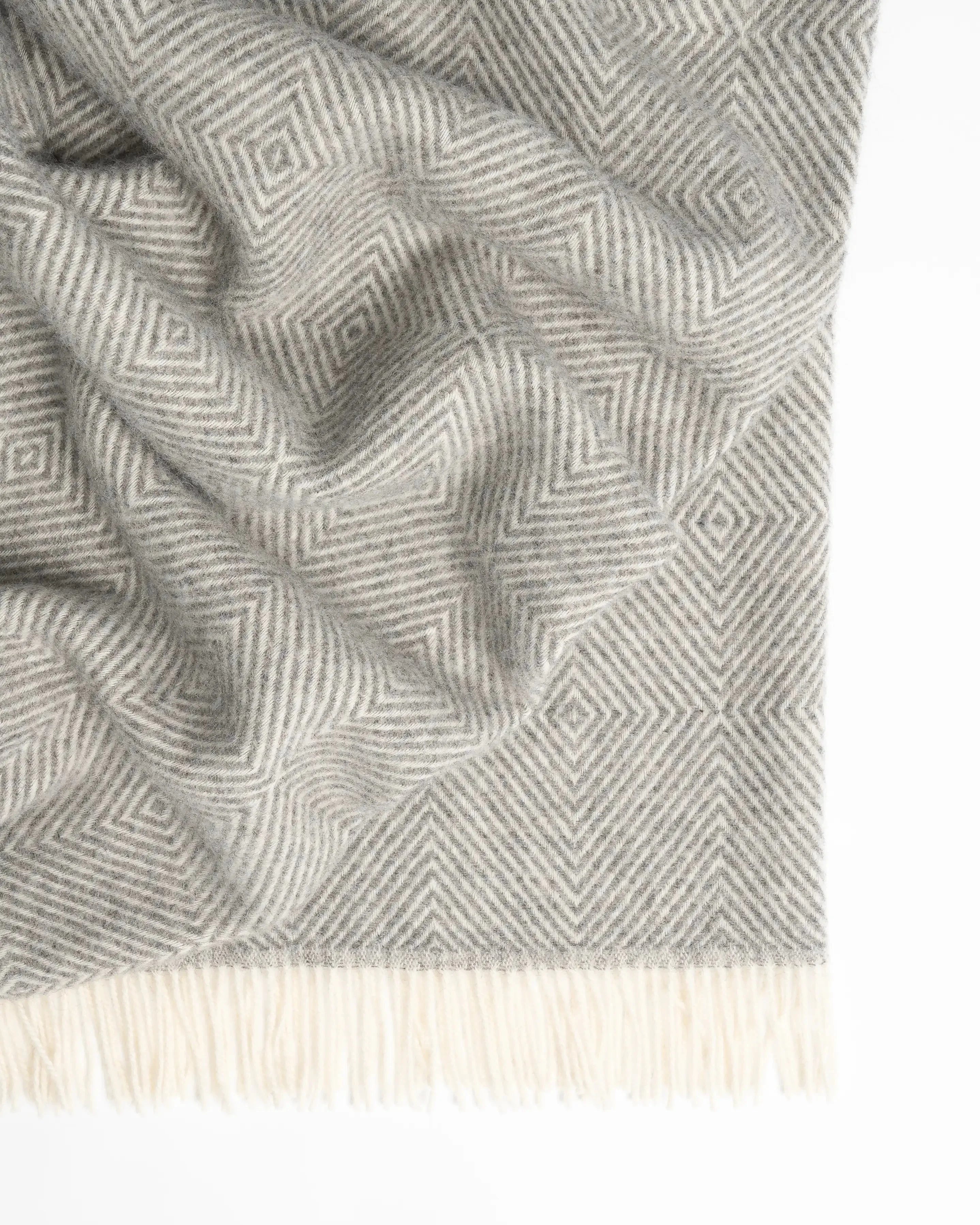 Nordic Throw Blanket - Soft & Cozy Ash Gray Knit Blanket for Couch, Bed, and Home Decor | Perfect for Living Room, Bedroom, and Gift Giving