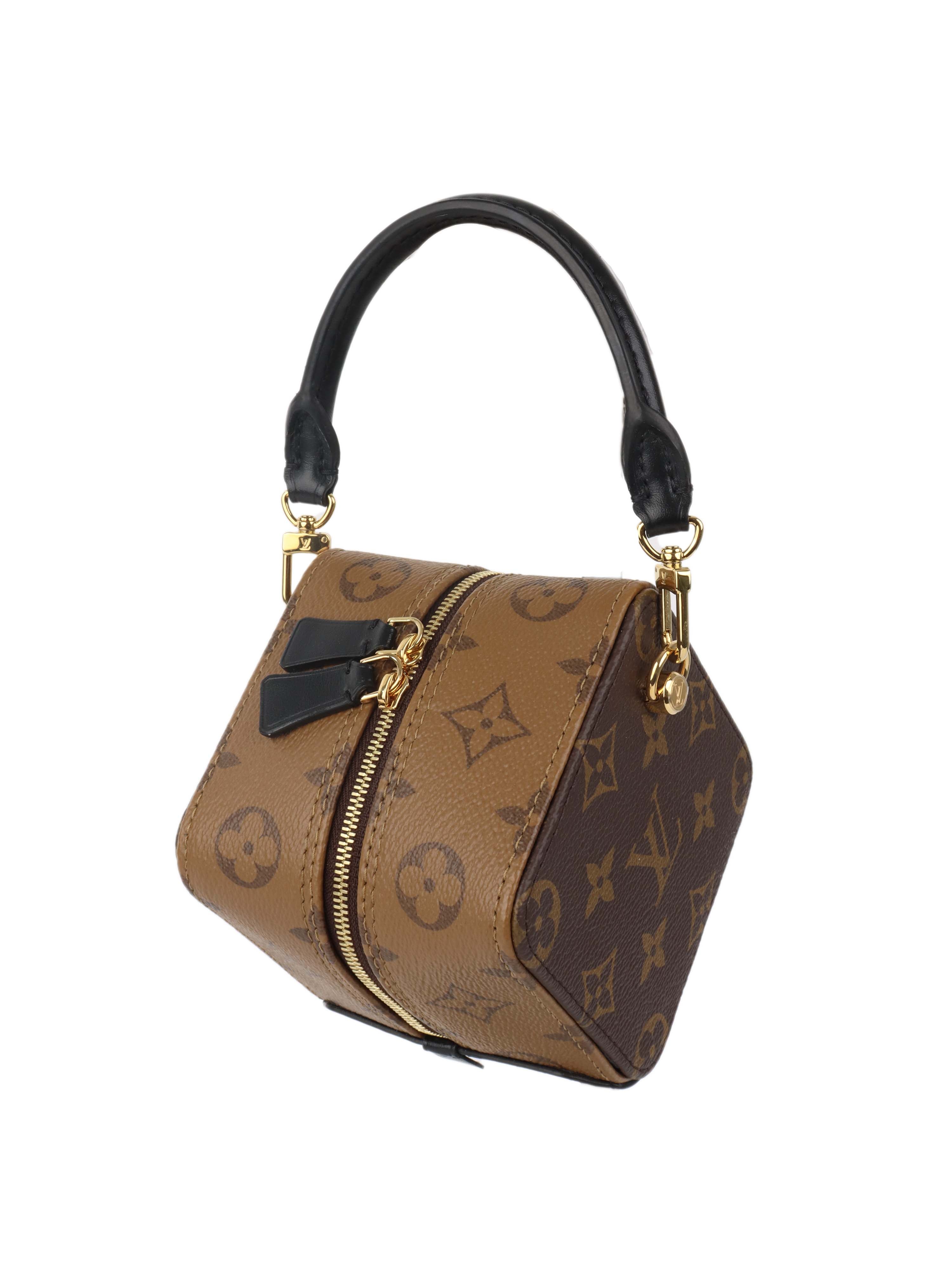 Louis Vuitton Monogram Reversible Dice Belt - Genuine Leather Unisex Fashion Accessory for Casual & Formal Outfits