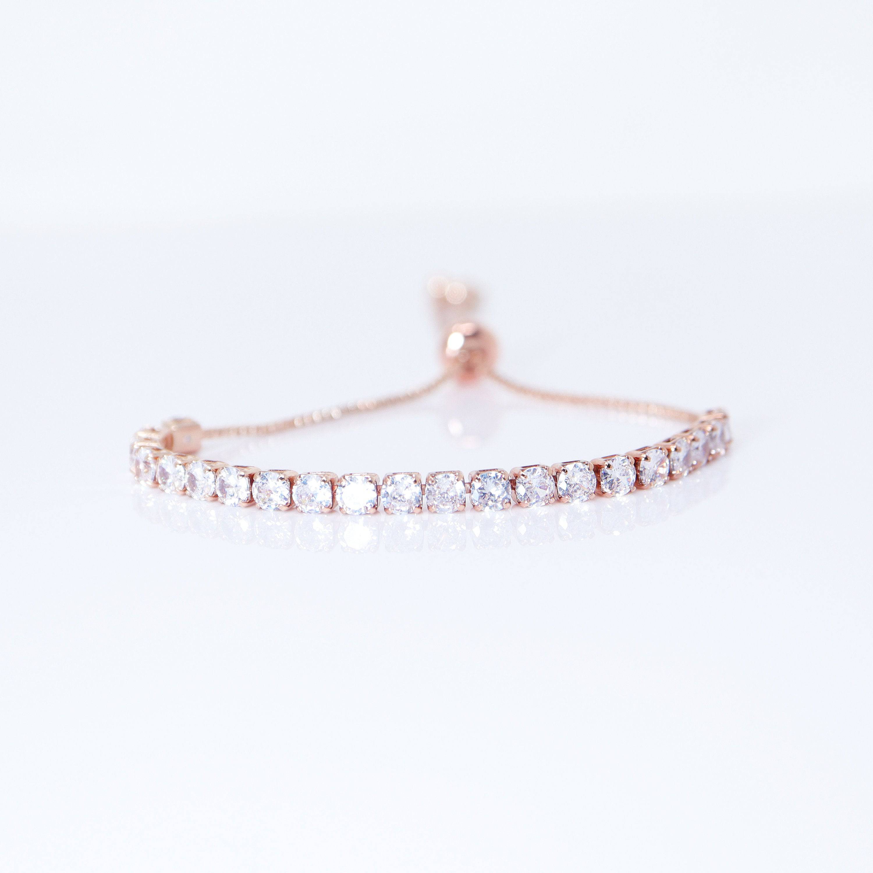 Cubic Zirconia Diamond Crystal Bracelet - Elegant Wedding Jewelry for Bride & Bridesmaids | Perfect Gift for Women | Luxury Statement Bracelet for Parties, Anniversaries & Special Occasions