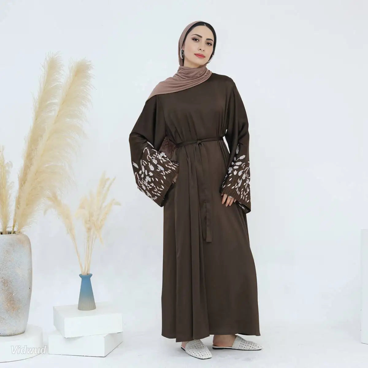 Elegant Leaf Embroidery Nida Abaya Dress for Women - Modest Muslim Prayer Dress for Eid, Ramadan & Special Occasions