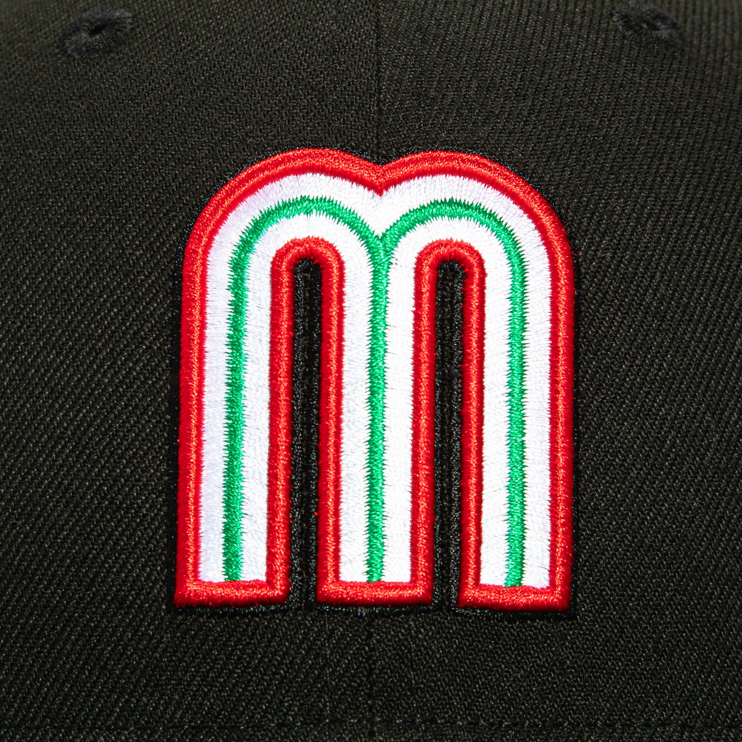 New Era 59Fifty Mexico World Baseball Classic Baseball Cap with Mexico Flag Patch - Black & Kelly Green - Official MLB Licensed Hat for Baseball Fans, Streetwear Fashion