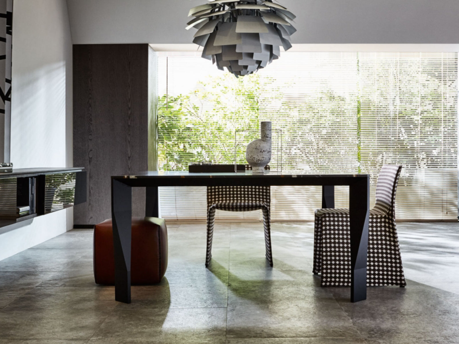 Luxury Diamond Glass Dining Table Set - Modern Elegant Round or Rectangular Design for Home & Restaurant Use - Perfect for Family Gatherings, Dinner Parties & Fine Dining