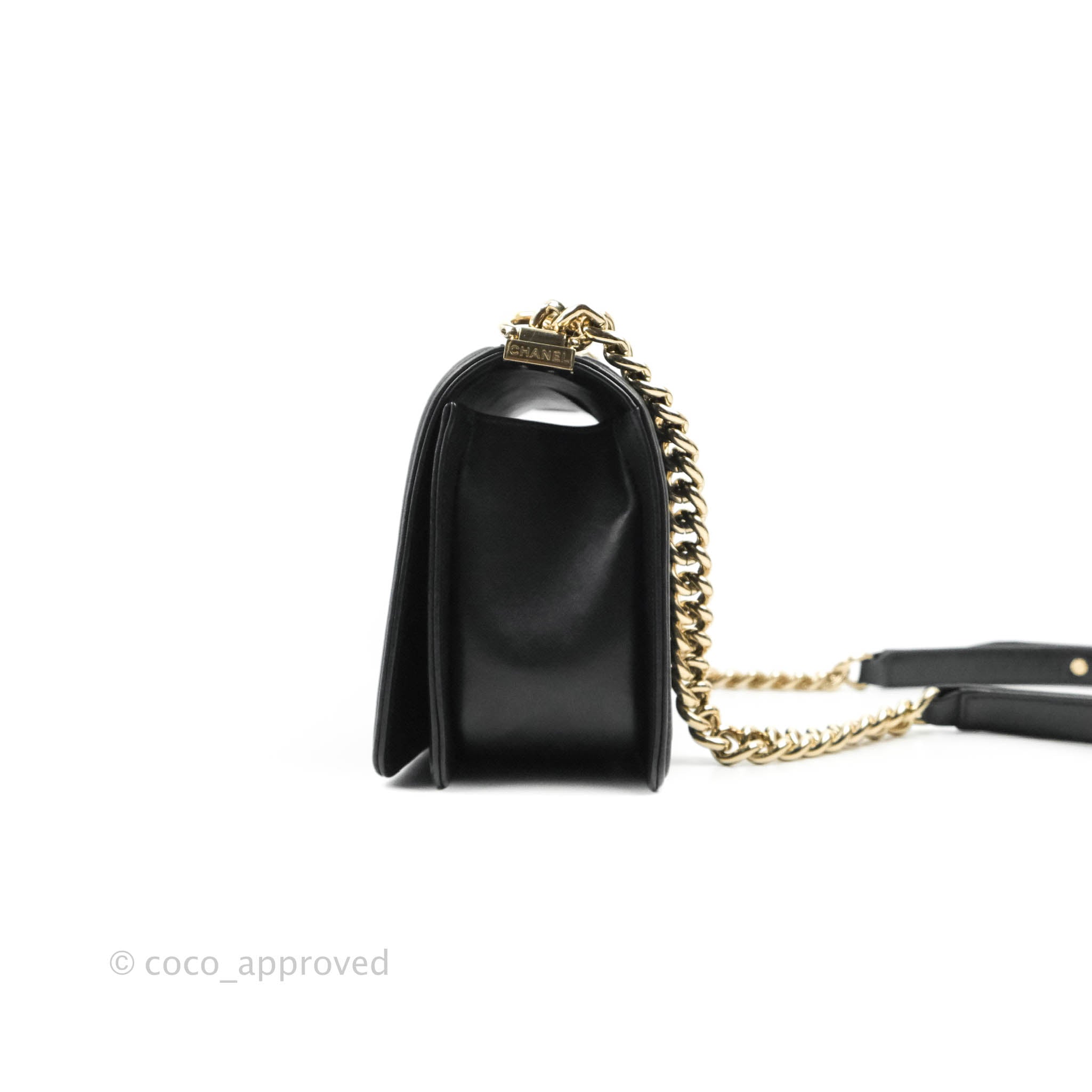Chanel Chevron Medium Boy Bag in Black Calfskin with Gold Hardware - Luxury Handbag for Women, Perfect for Evening Events & Special Occasions