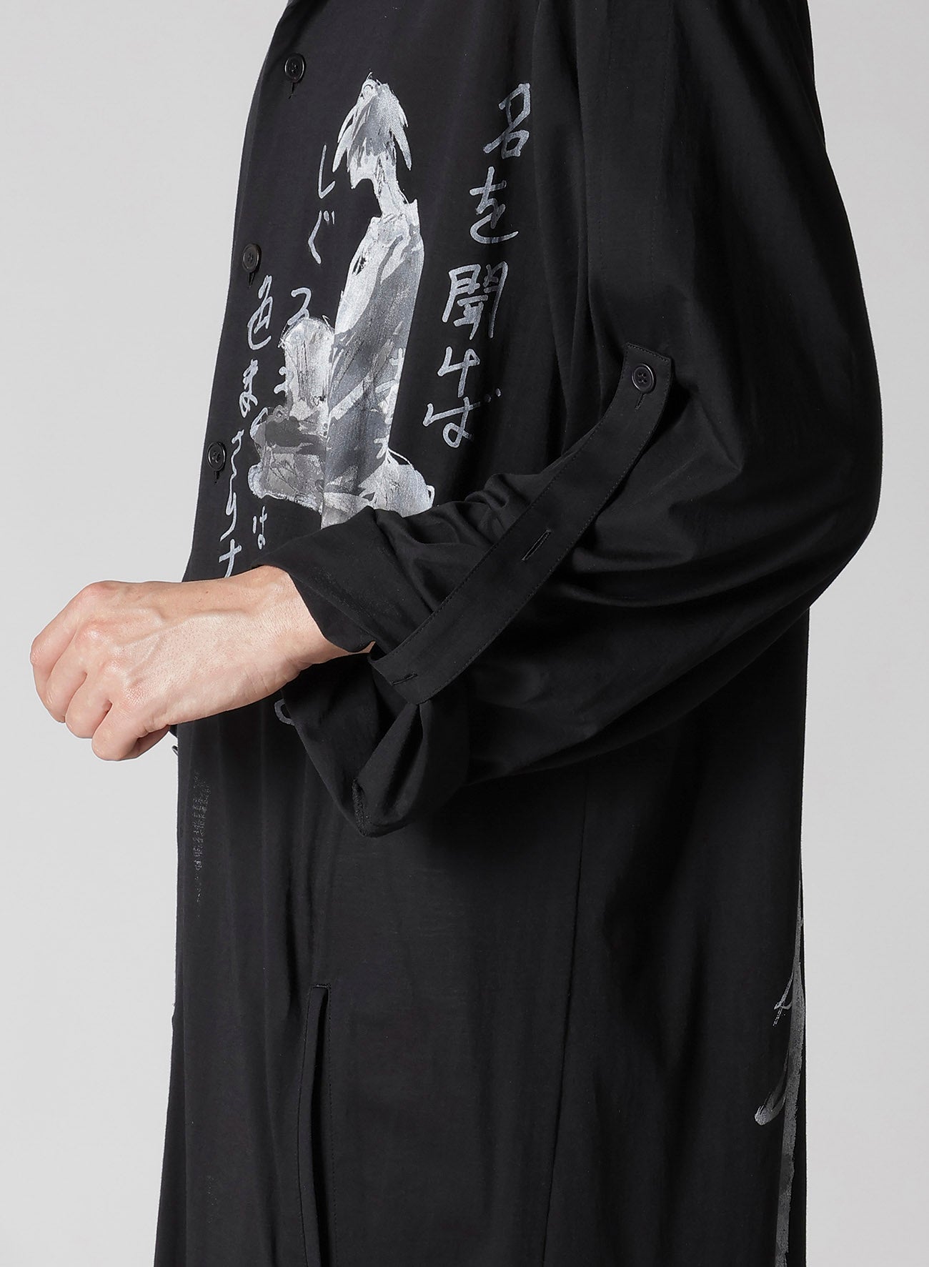 Fashionable Women's Long Blouse with Handwritten Print - Elegant Casual Wear for Office, Party & Daily Outfits