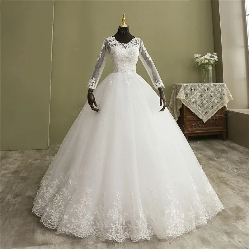 Elegant Vintage V-Neck Lace Ball Gown Wedding Dress with Long Sleeves - Perfect for Romantic Ceremonies, Vintage-Themed Weddings & Formal Evening Events