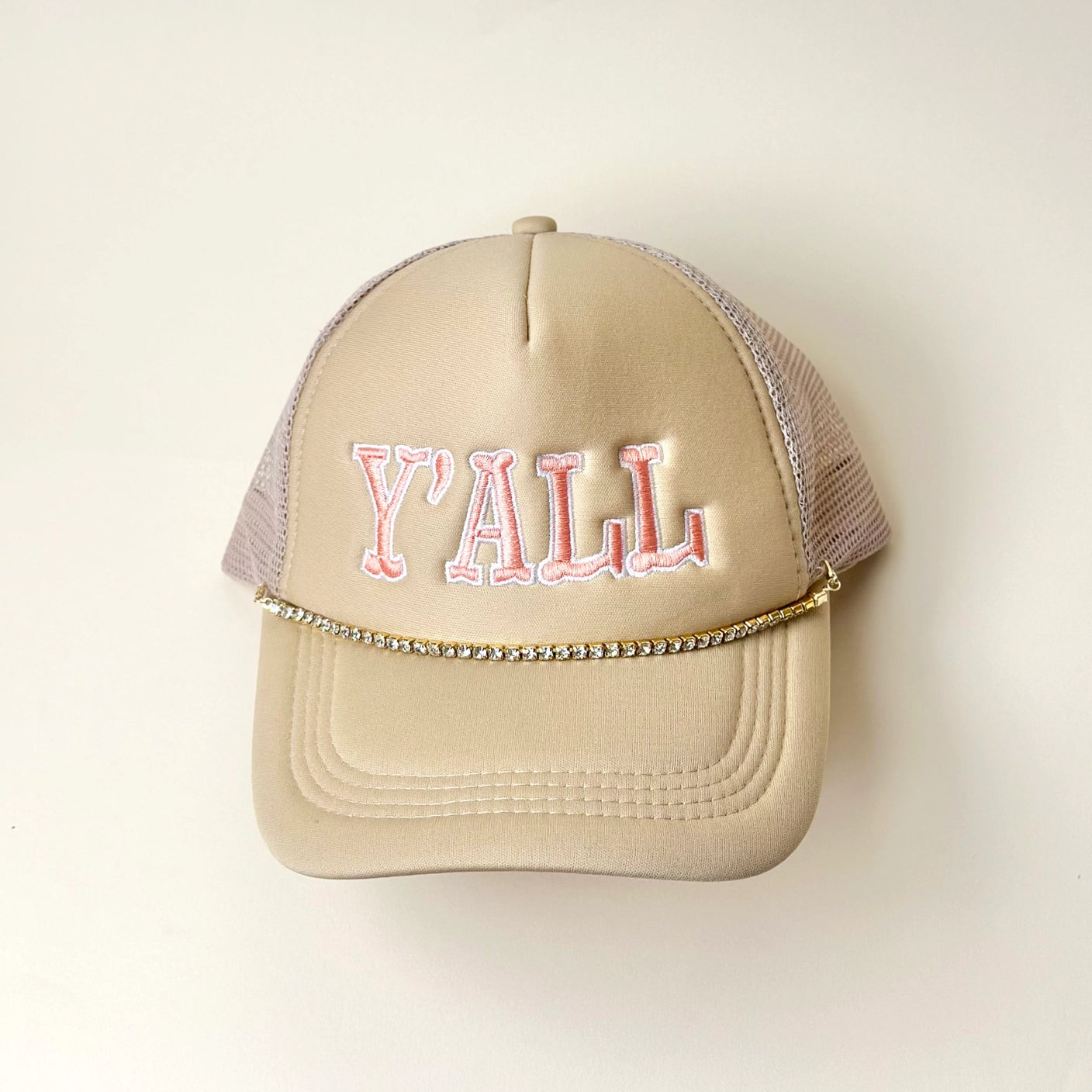 Sparkling Crystal Embellished Trucker Hat with Chain - Stylish Adjustable Snapback Cap for Women & Men - Perfect for Outdoor Festivals, Concerts, and Summer Fashion
