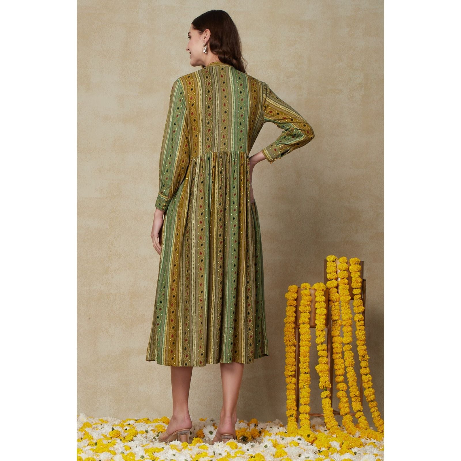 Stylish Green Kurta with Shrug for Women | Fusion Wear Ethnic Outfit | Perfect for Festivals, Parties & Casual Wear