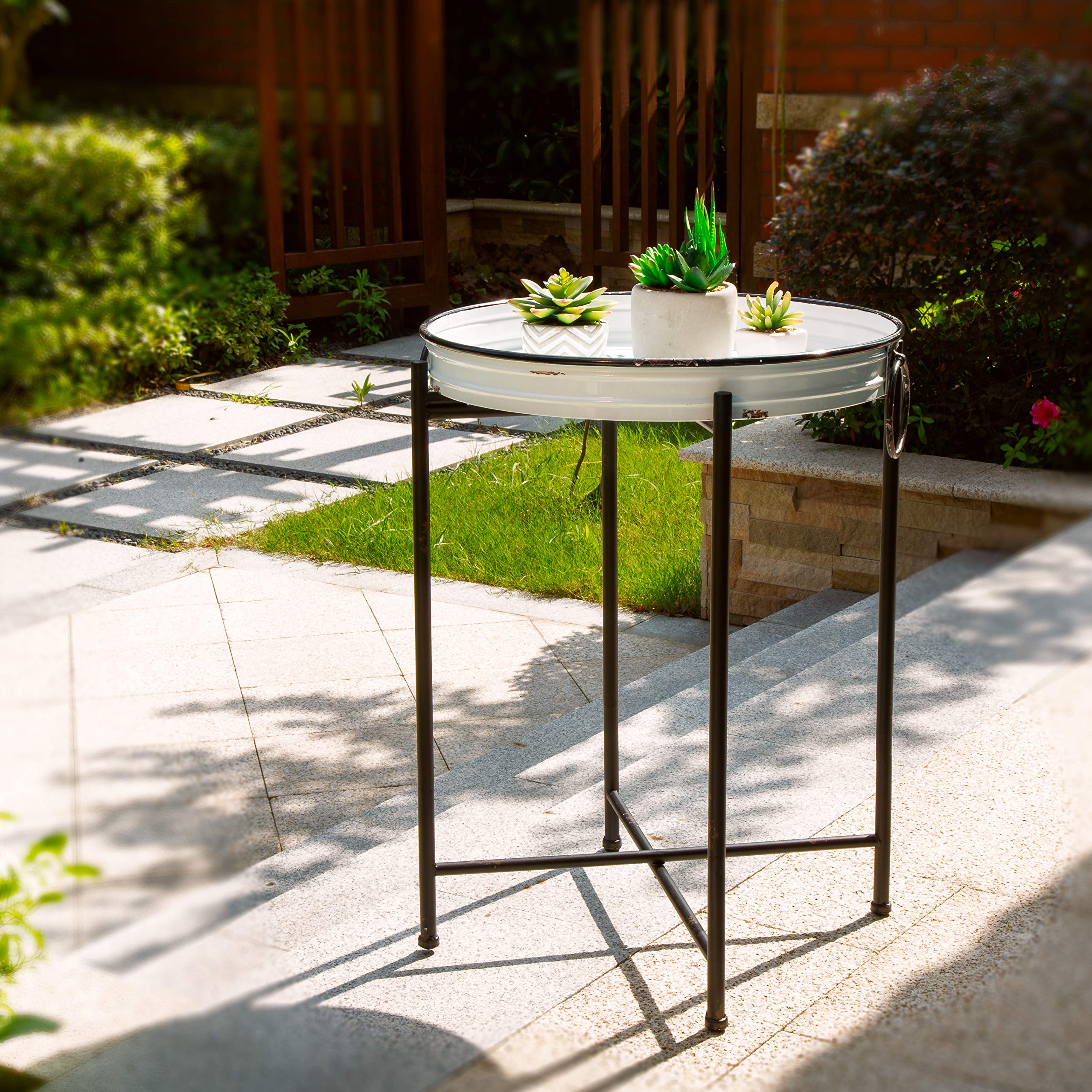 Glitzhome Farmhouse Metal End Table with Removable Tray - Folding Side Table, Waterproof Imitation Enamel Coffee Table for Living Room, Bedroom, Balcony & Office - Perfect for Small Spaces, Home Decor & Coffee Serving