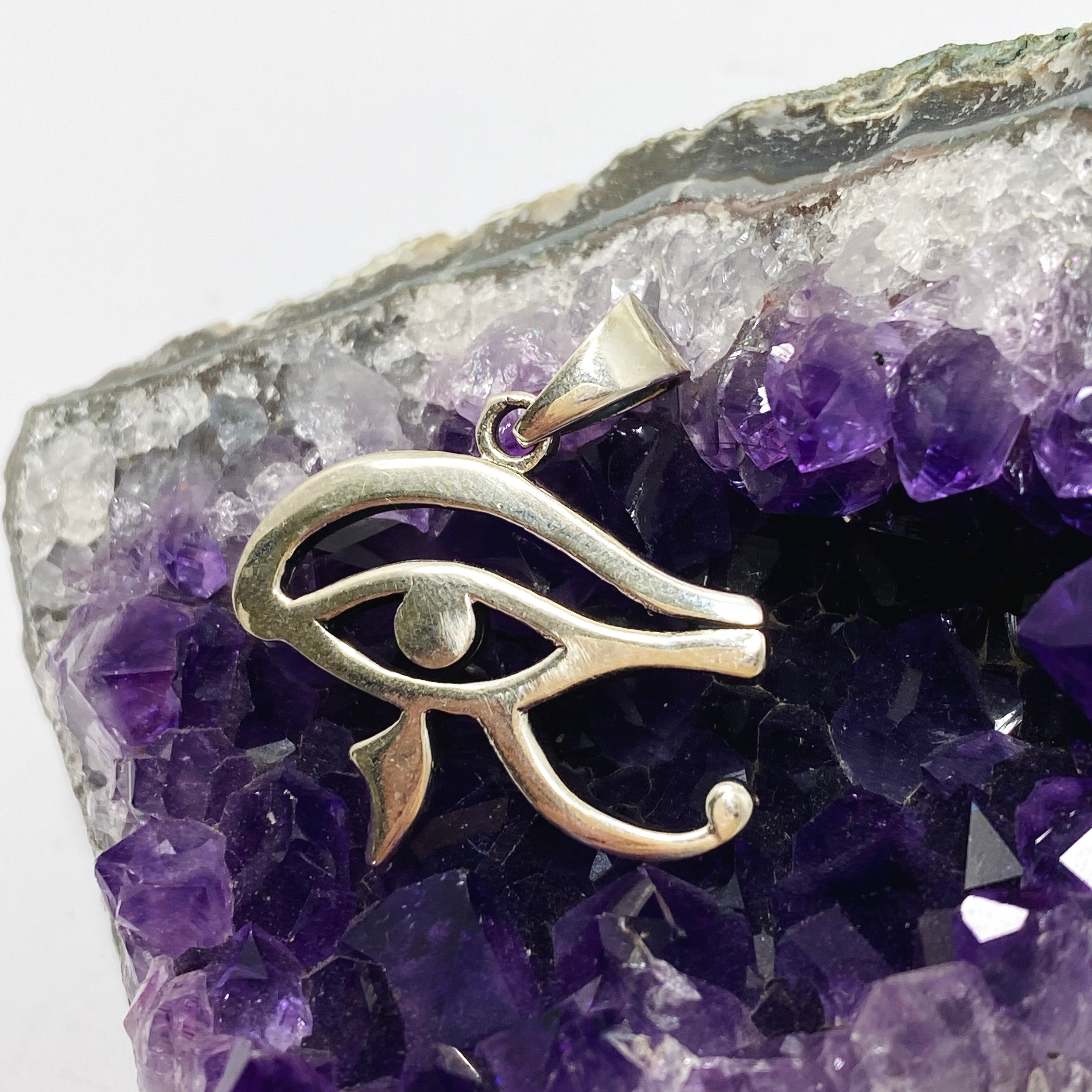 925 Sterling Silver Eye of Horus Pendant Necklace - Egyptian Protection Amulet - Perfect for Spiritual Jewelry, Meditation & Gift Giving