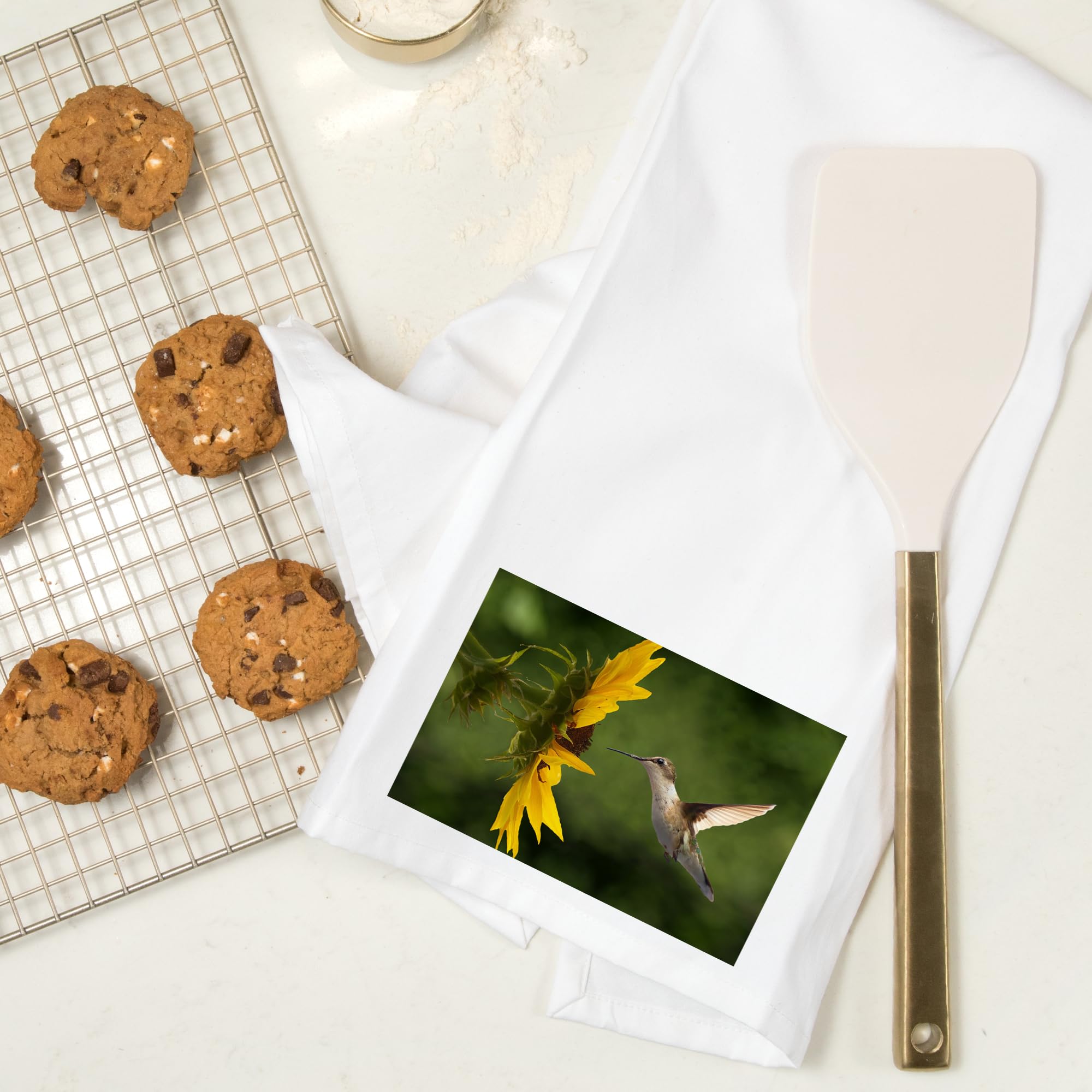 Lantern Press Hummingbird 100% Cotton Tea Towel - Decorative Hand Towel for Kitchen & Home | Perfect for Dish Drying, Gift Giving & Farmhouse Decor