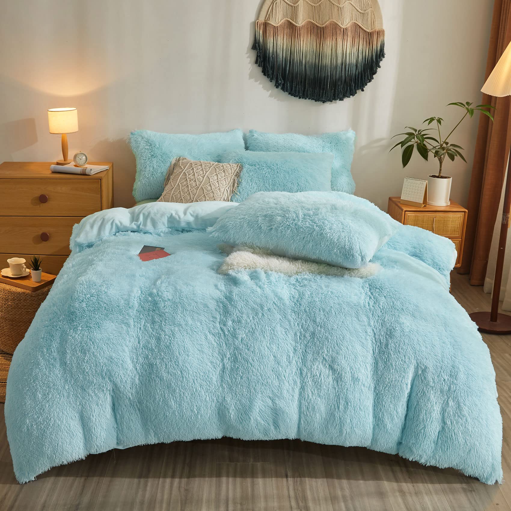 Light Blue Faux Fur Shaggy Comforter Cover Set - Ultra Soft Queen Size 3-Piece Bedding Set with Pillowcases & Zipper Closure | Cozy Winter Bedroom Decor for Master Bedroom & Guest Room