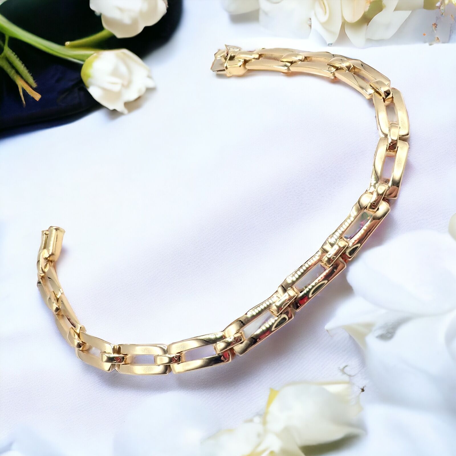 Authentic Cartier Vintage 18K Yellow Gold Link Bracelet 1993 - Luxury Jewelry for Women, Perfect for Parties, Weddings & Special Occasions