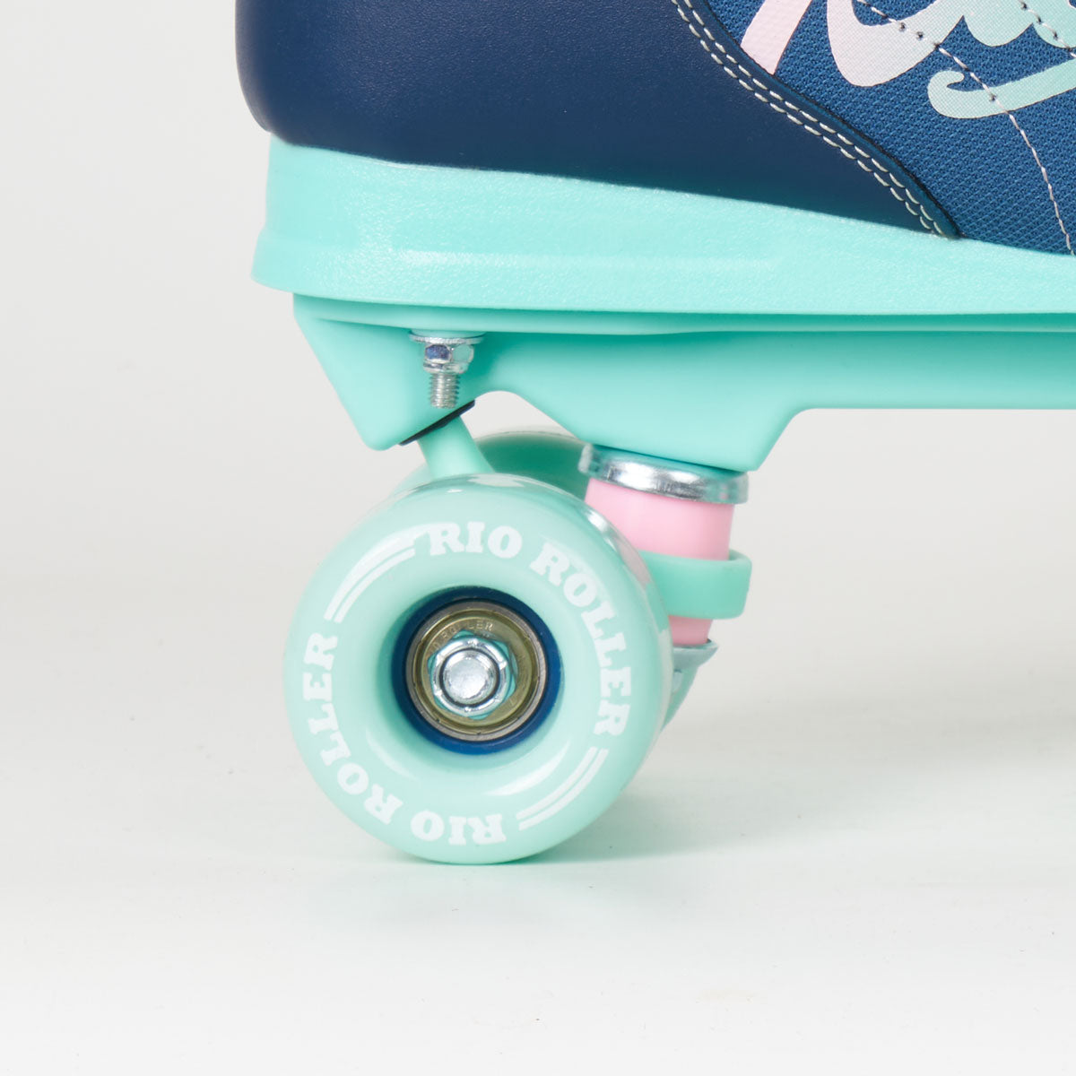 Rio Roller Lumina Quad Skates for Adults - Navy & Green Outdoor Roller Skates with LED Wheels | Perfect for Street Skating, Rink, Fitness & Retro Style