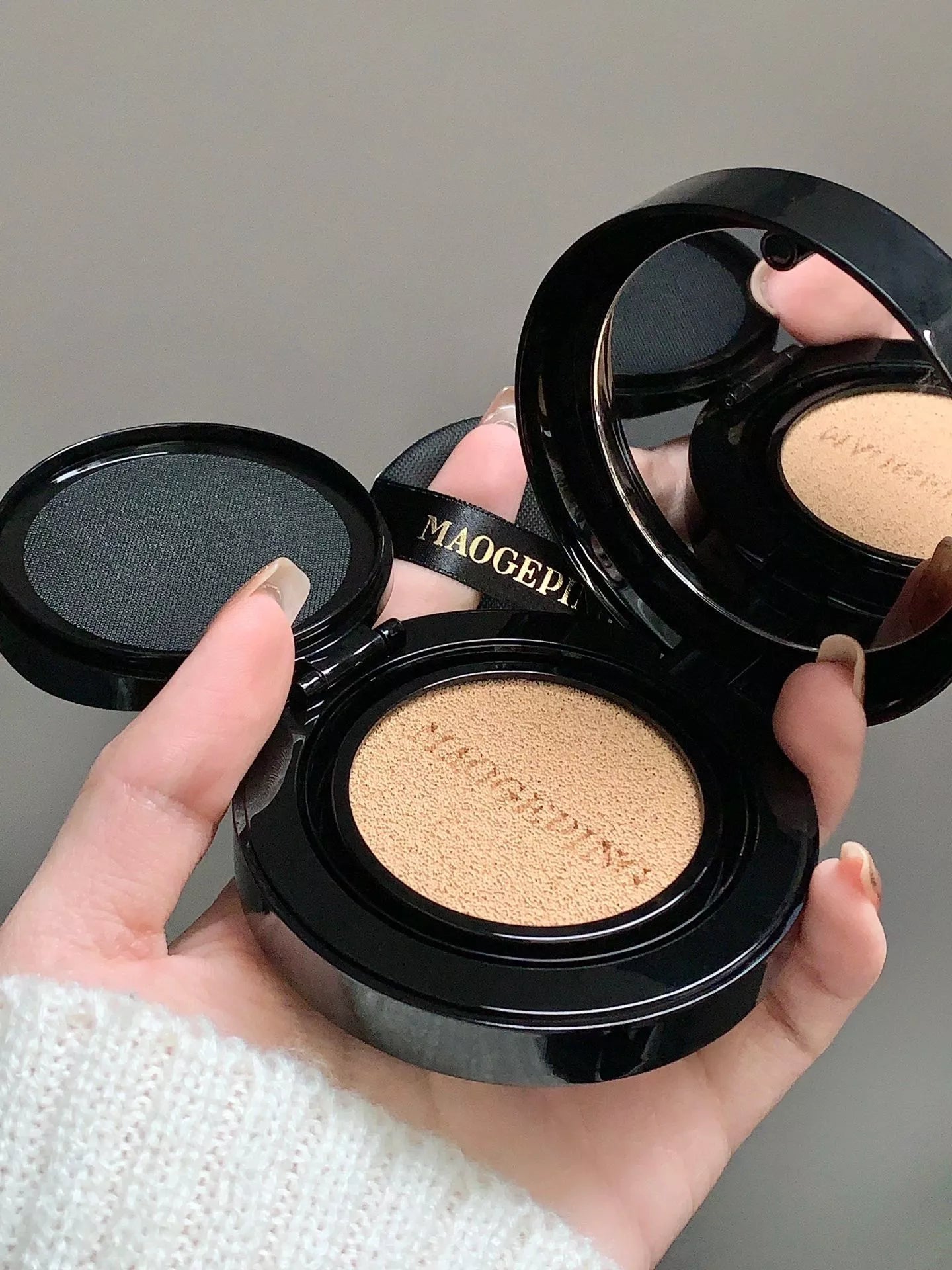 MAOGEPING Nourishing Air Cushion Foundation - Hydrating BB Cream with SPF for Flawless Coverage | Perfect for Daily Makeup & On-the-Go Touch Ups