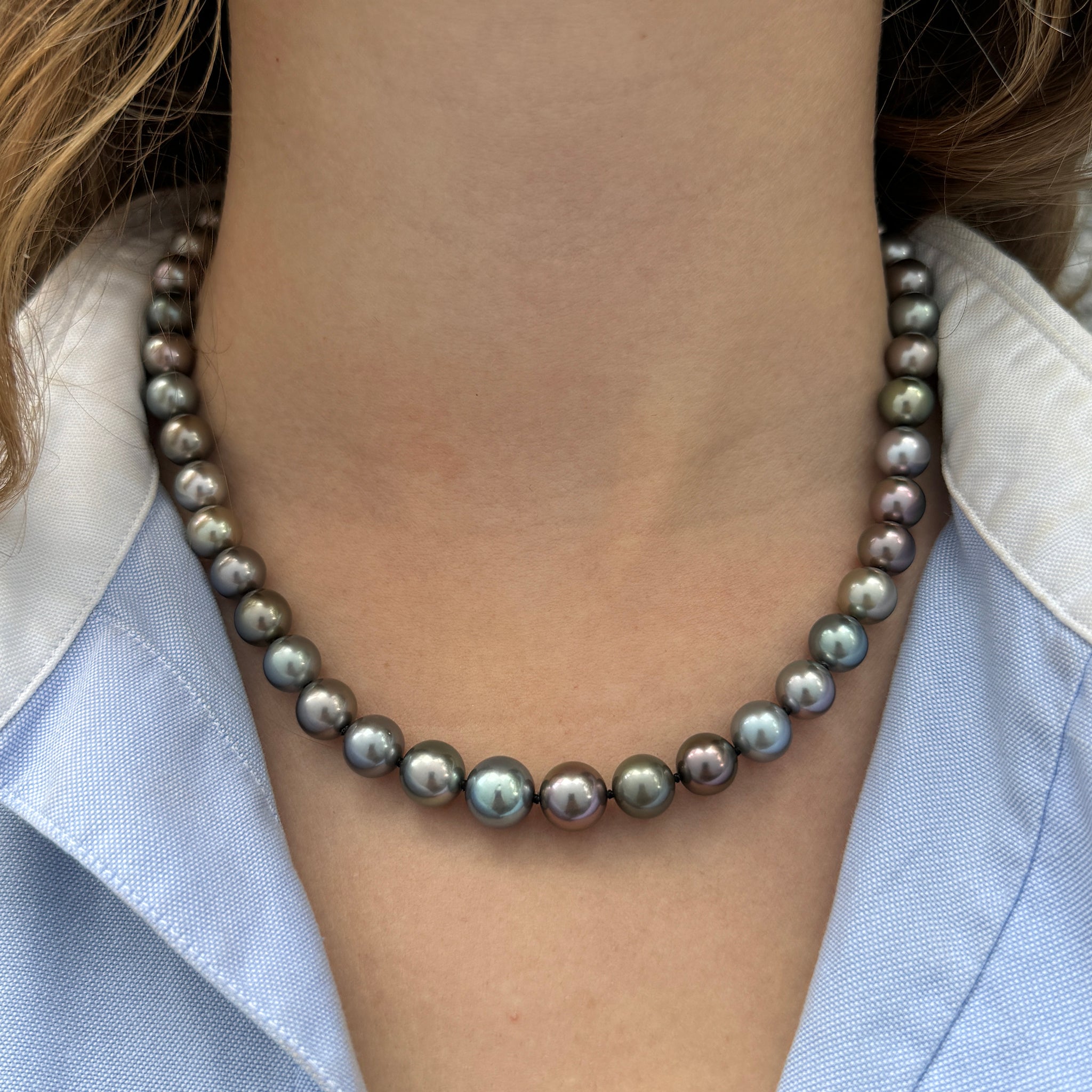 Exquisite Multicolor Tahitian Pearl Necklace with 18K White Gold Ball Clasp - Perfect for Weddings, Anniversaries & Special Occasions