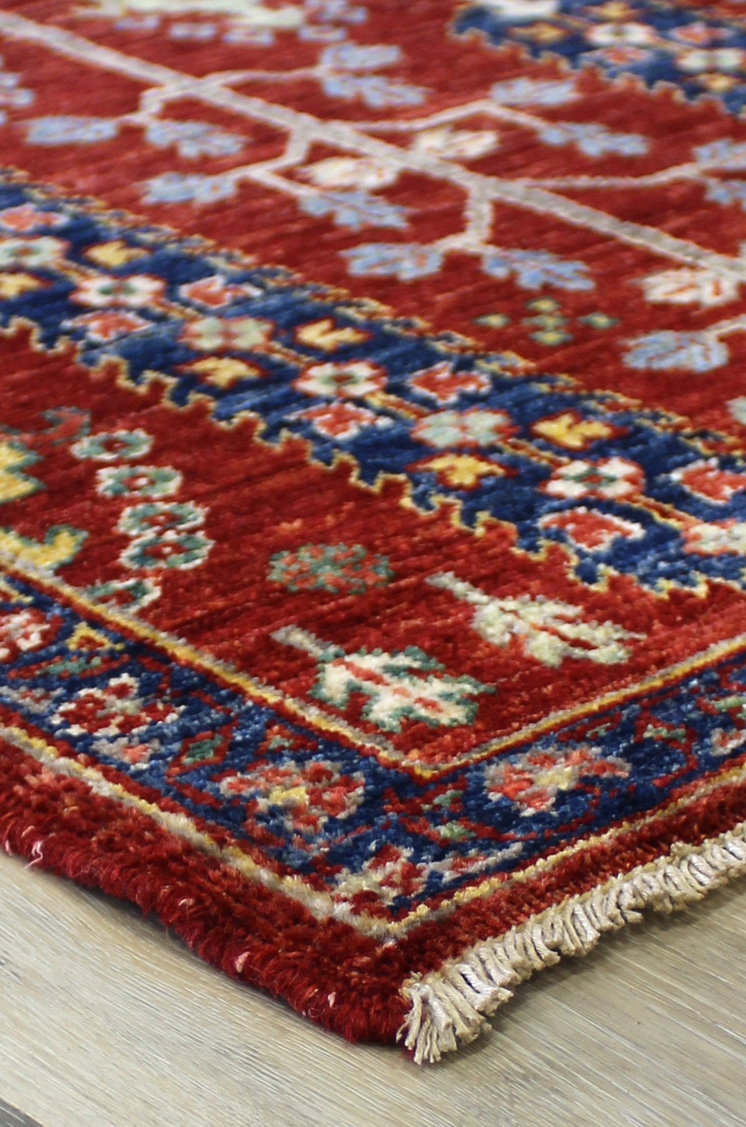Handwoven Bakshaish Willow Tribal Rug - Authentic Persian Design, J62693 - Perfect for Boho Home Decor, Living Room, Bedroom & Office