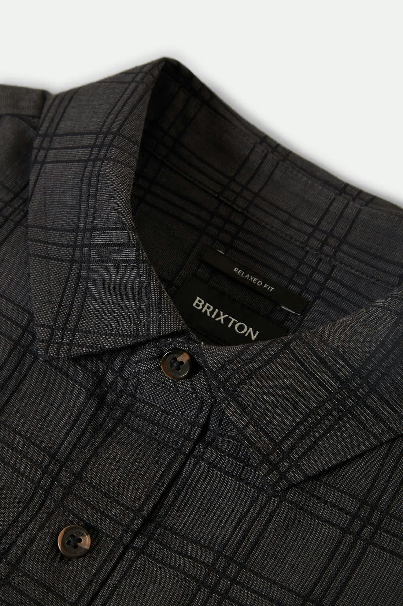 CRU Oxford Plaid Relaxed Short Sleeve Shirt for Men - Charcoal/Black Plaid Casual Button Down Shirt | Perfect for Office, Outdoor, and Everyday Wear