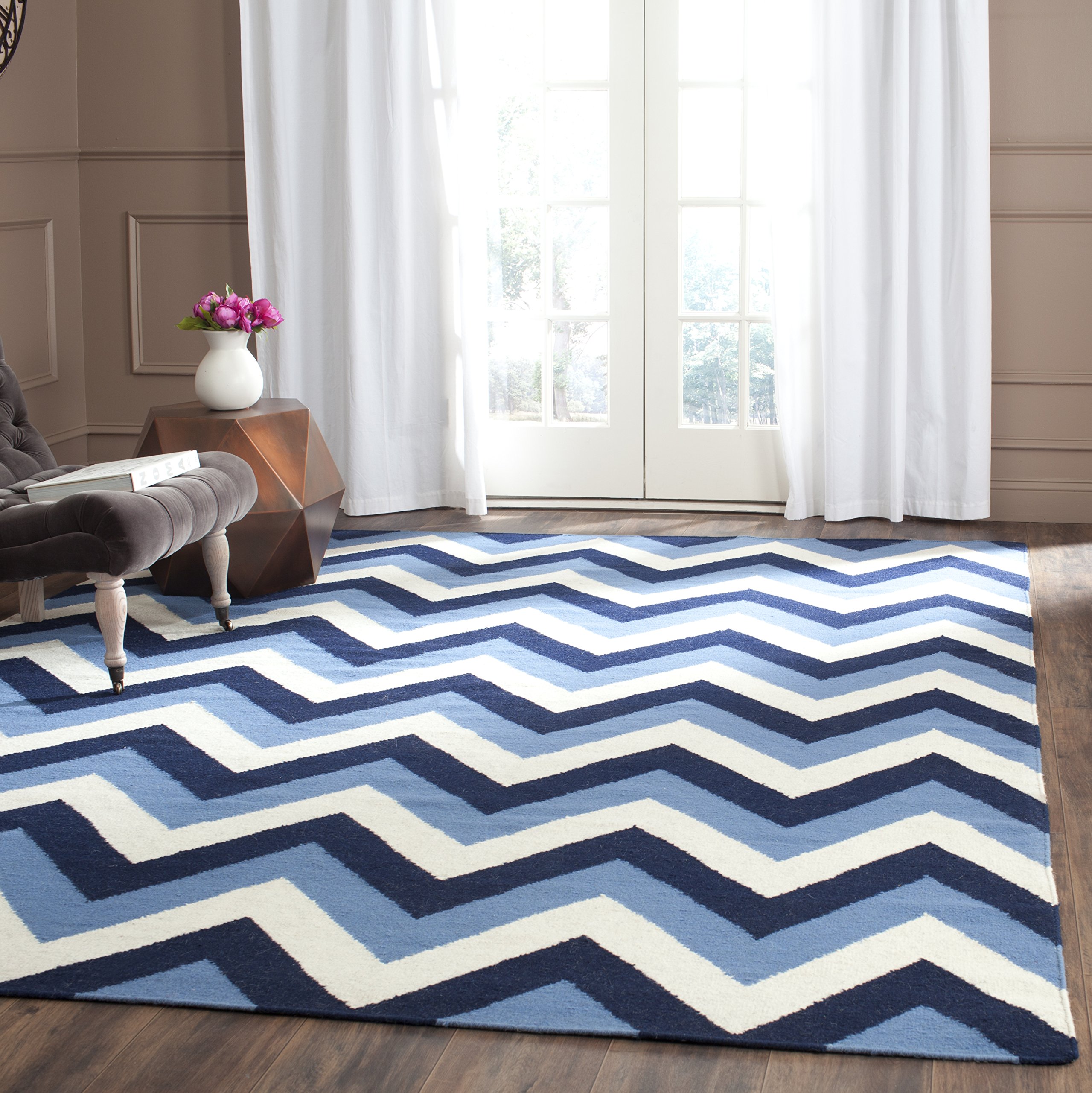 SAFAVIEH Dhurries Collection 8' x 10' Navy/Light Blue Handmade Flatweave Premium Wool Area Rug - Perfect for Living Room, Bedroom & Office Decor