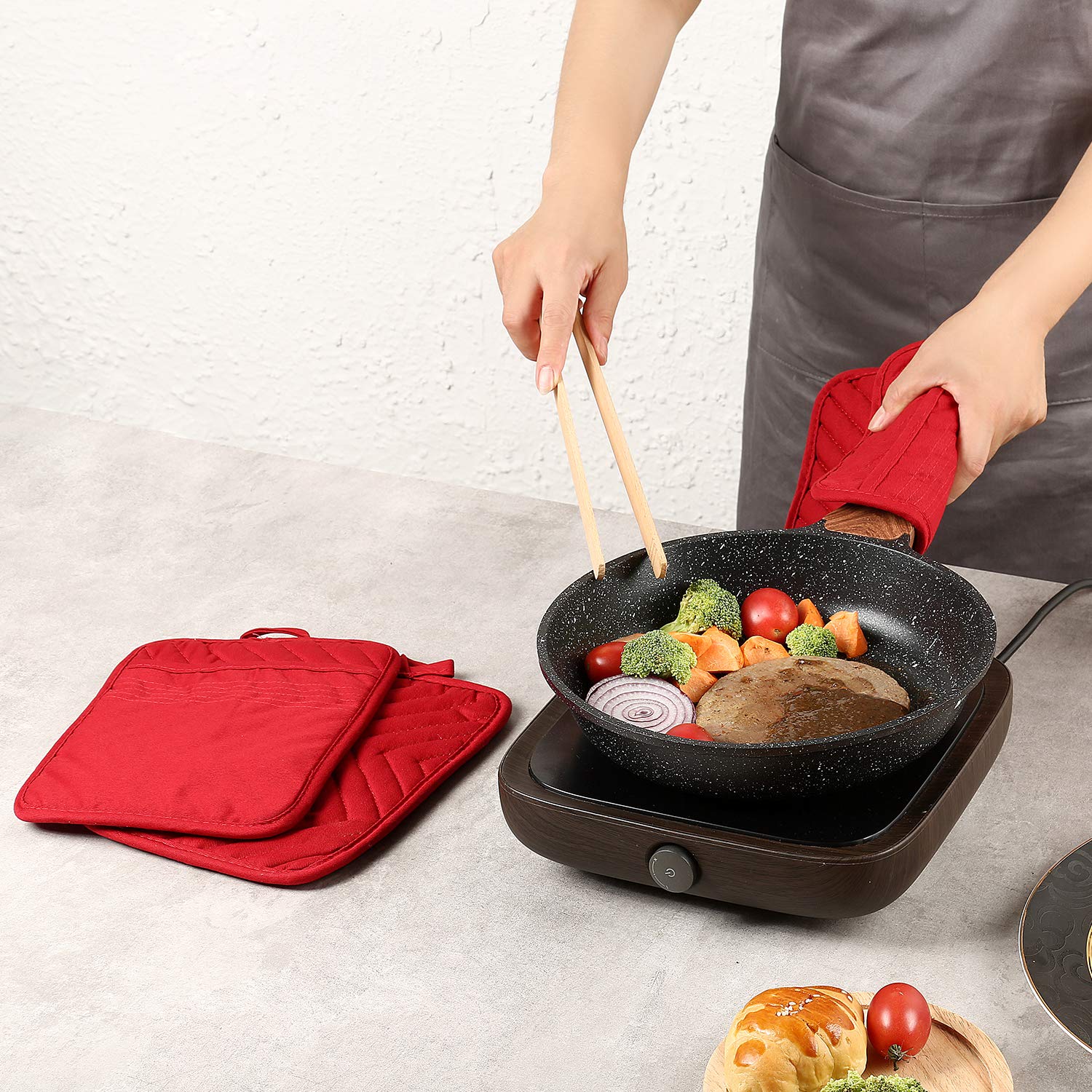 Heat Resistant Cotton Oven Pot Holder Set of 3 with Pockets - 7