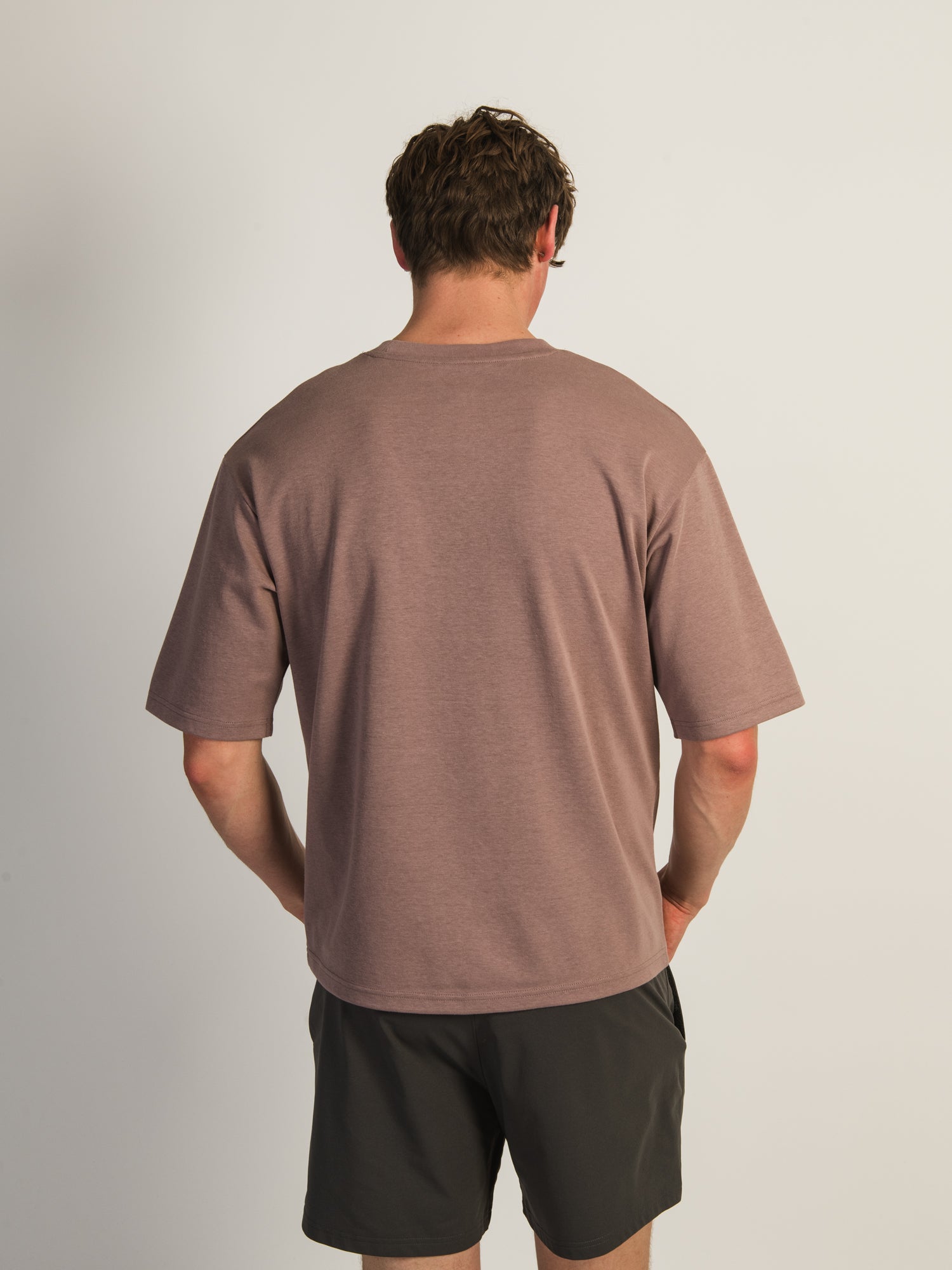 BOXY FIT TEE BURGUNDY - Oversized Women's T-Shirt for Casual Wear & Street Style