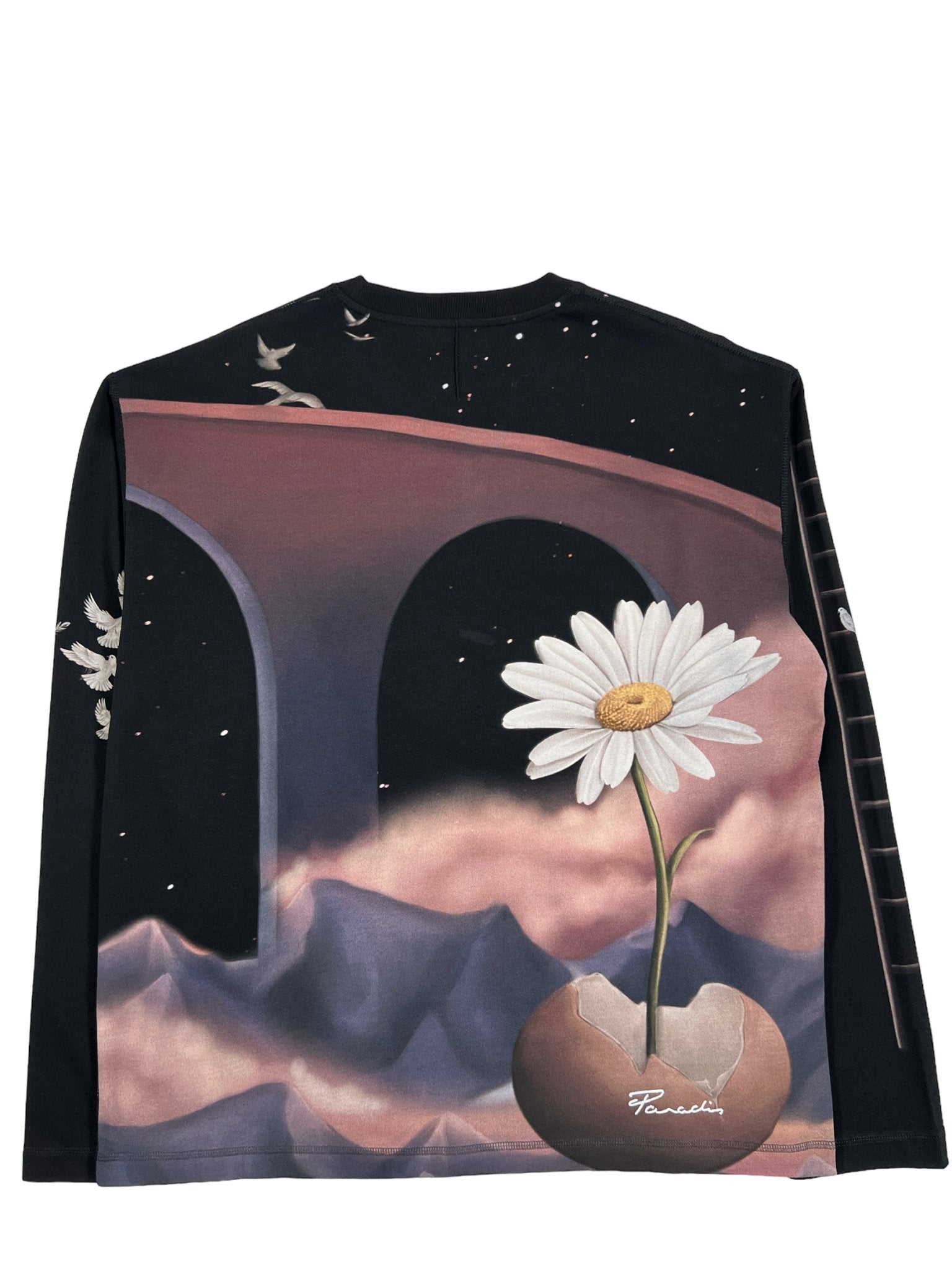 3.Paradis Long Sleeve T-Shirt - Apple Black | Stylish Casual Wear for Men & Women | Perfect for Everyday Outfits, Streetwear & Layering