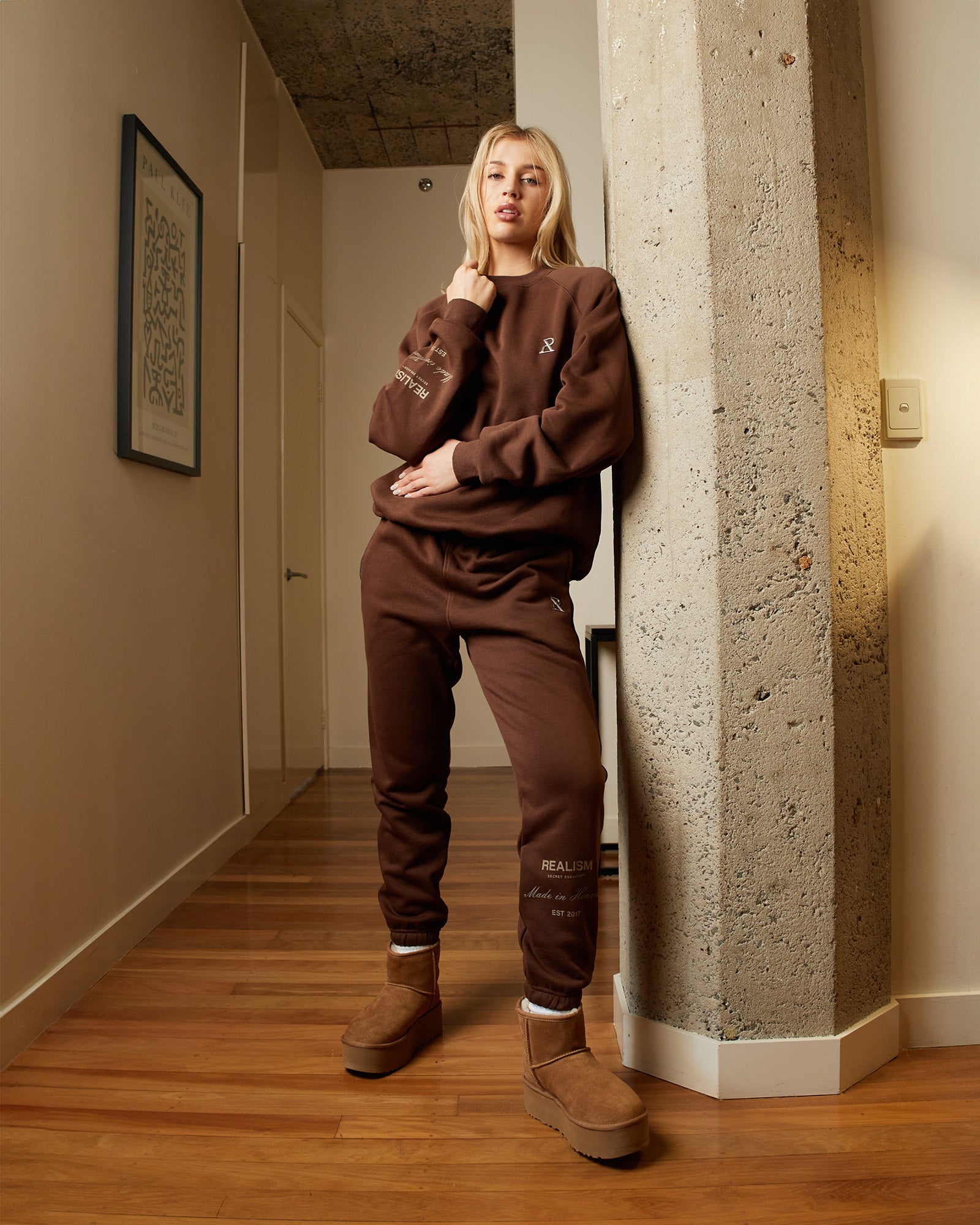 SSS Realism Radiant Crewneck Sweatshirt - Soft & Stylish Mocha Brown Pullover for Men & Women | Perfect for Casual Wear, Layering & Outdoor Activities