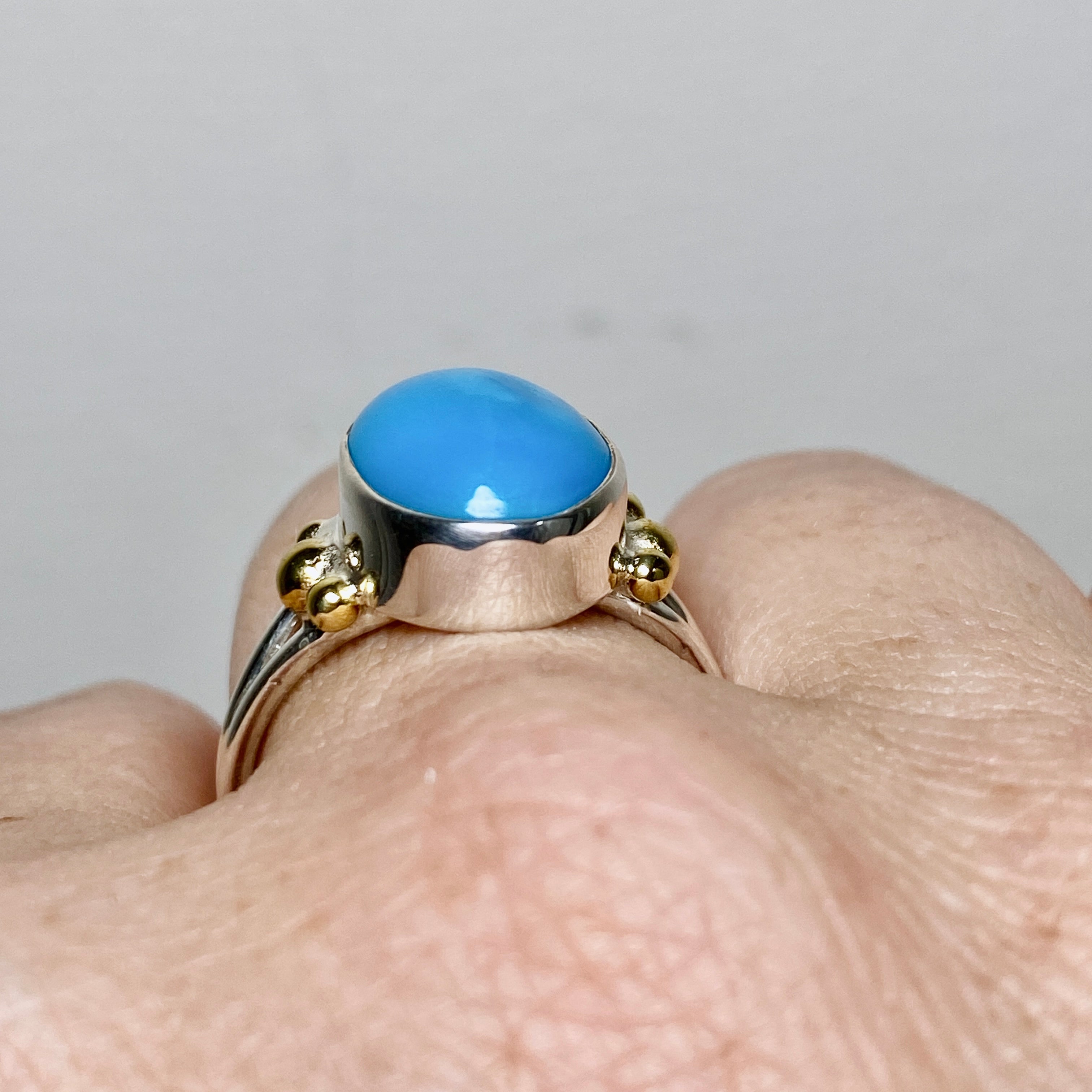 Arizona Turquoise Oval Cabochon Ring for Women - Size 10 Brass Accent Statement Jewelry KRGJ3406 - Perfect for Boho Fashion, Western Style & Everyday Wear