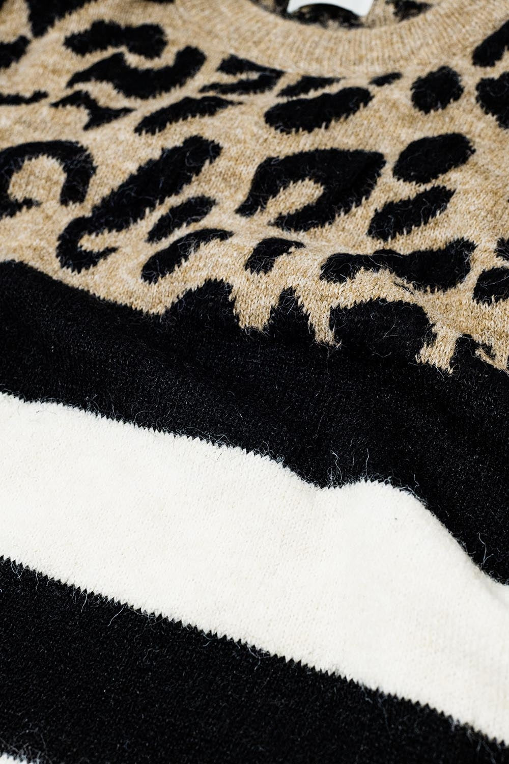 Elegant Pullover Knit Sweater with Black and White Leopard Stripes Print - Perfect for Casual Outings, Office Wear, and Winter Fashion