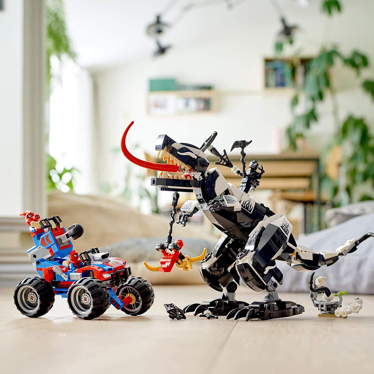 LEGO Marvel Spider-Man Venomosaurus Ambush 76151 Building Kit - 640-Piece Superhero Construction Set with Spider-Man & Venom Minifigures | Perfect Birthday Gift for Kids, Creative Play & Marvel Action Scenes
