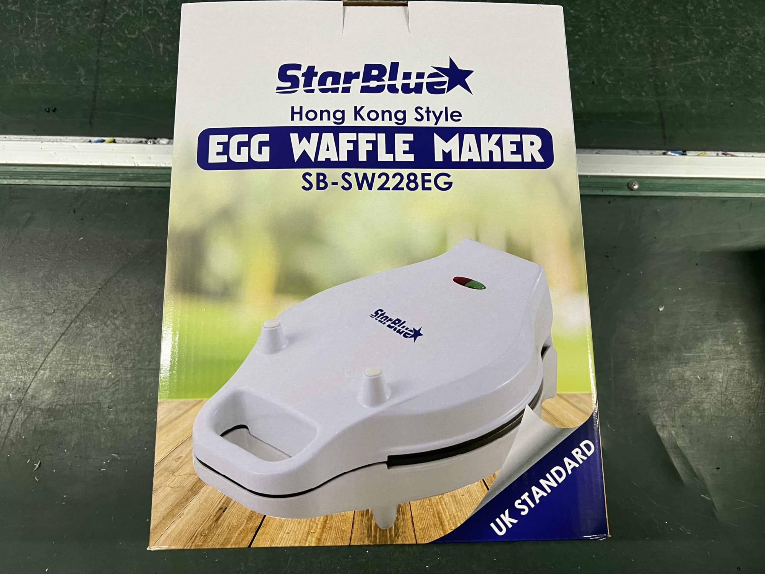 StarBlue Hong Kong Bubble Waffle Maker - 640W Electric Egg Puff Maker with Bonus Recipe eBook - White - 5-Minute Quick Cooking - Perfect for Breakfast, Desserts, and Party Snacks - UK Plug (220-240V 50/60Hz)