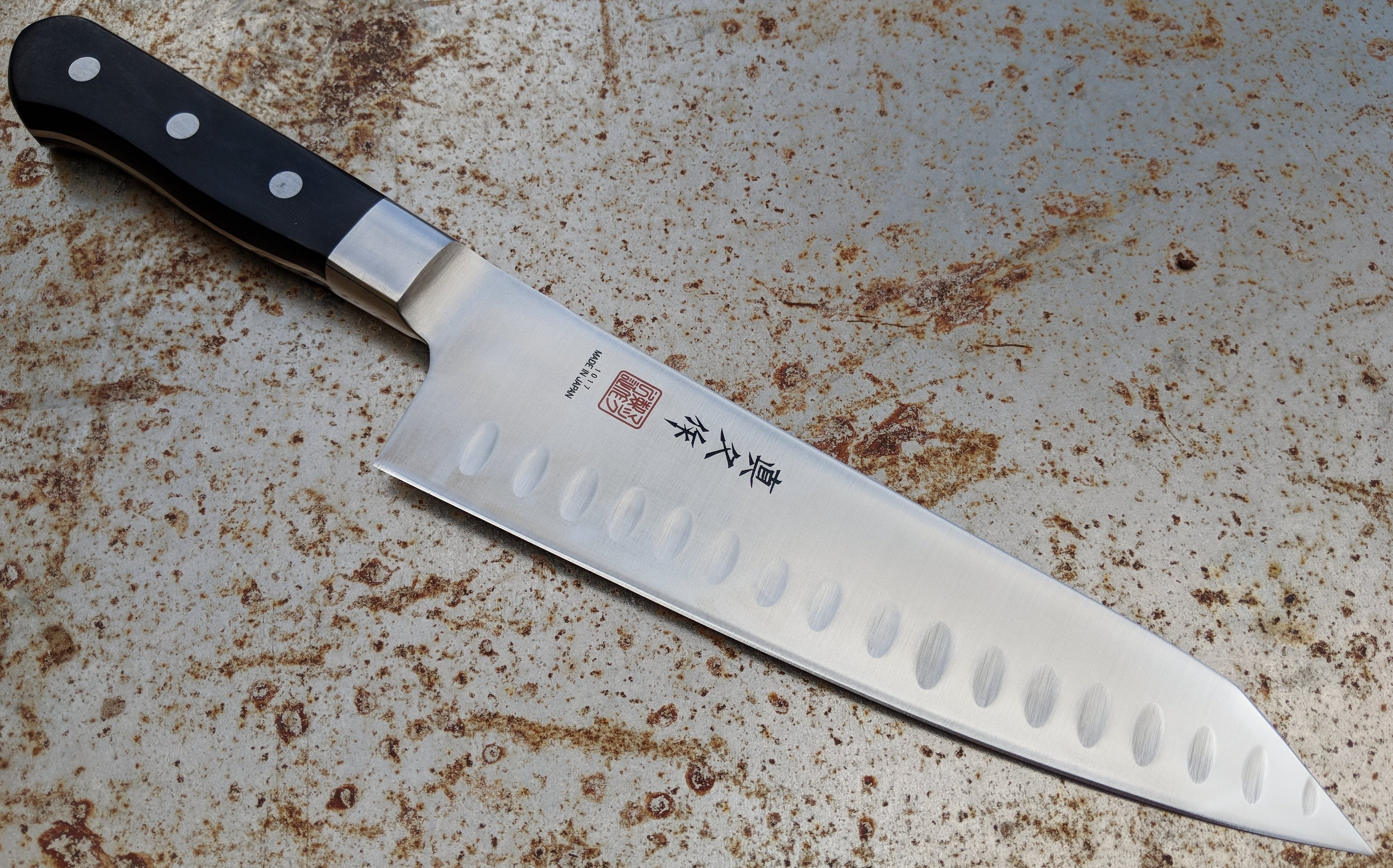 Open Box MAC Mighty 200 Chef Knife (MTH 80) with Custom KTIP - Professional Japanese Kitchen Knife for Home Cooks & Chefs - Perfect for Slicing, Dicing & Chopping Vegetables, Meat & Fish