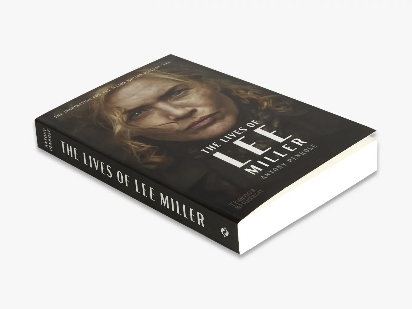 The Lives of Lee Miller - Biography of a Pioneering Female Photographer & War Correspondent | Perfect for History Buffs, Photography Enthusiasts & Feminist Readers