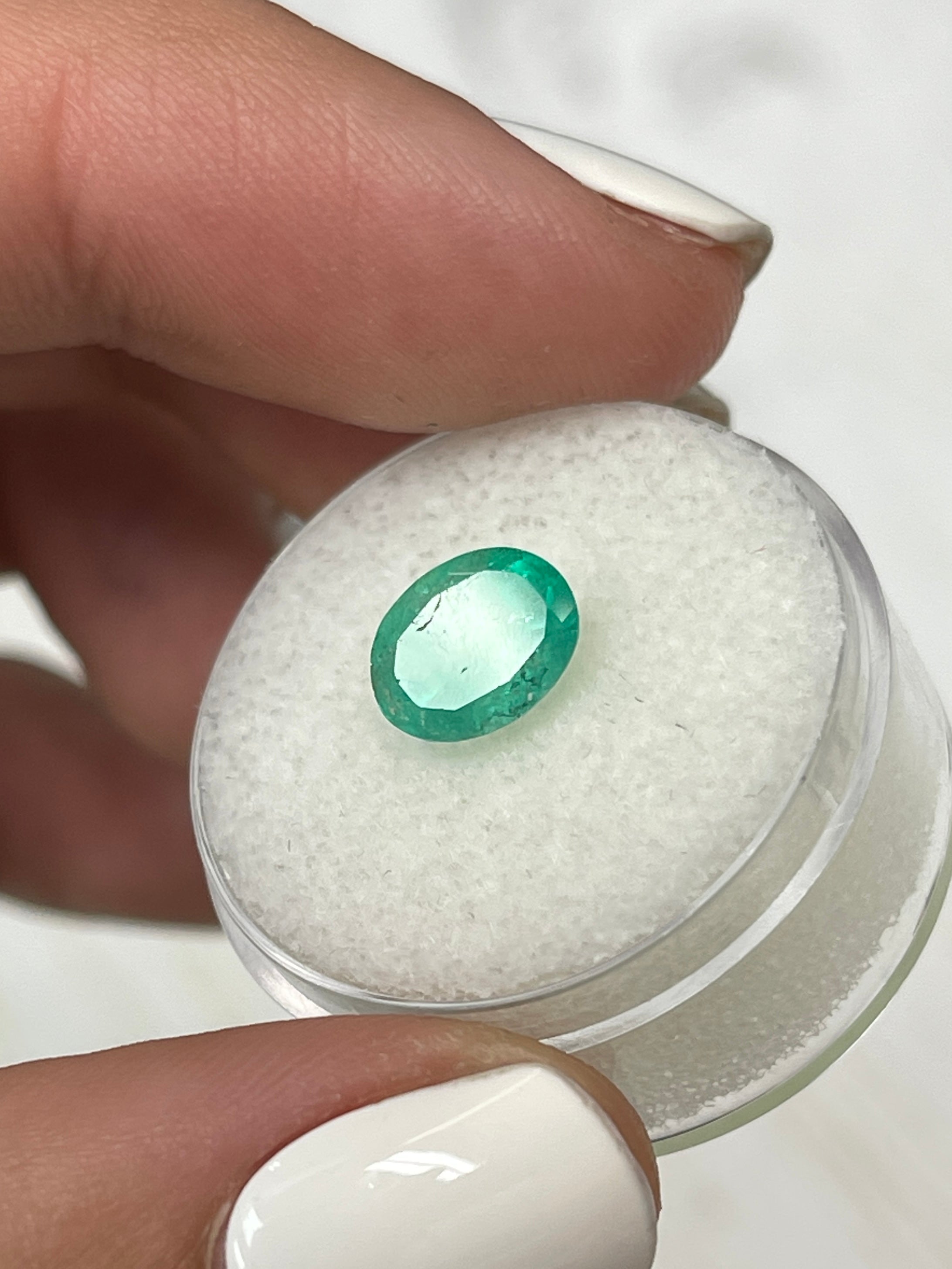 1.93 Carat Natural Green Colombian Loose Emerald Oval Cut Gemstone for Jewelry Making & Engagement Rings